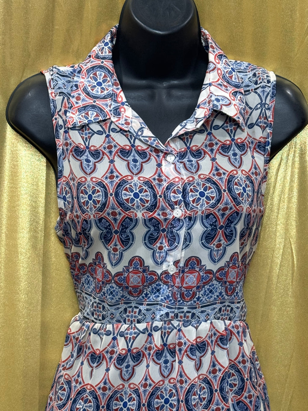 Alloy Apparel Sleeveless Geometric Print Collared Blouse Size Medium Made in USA