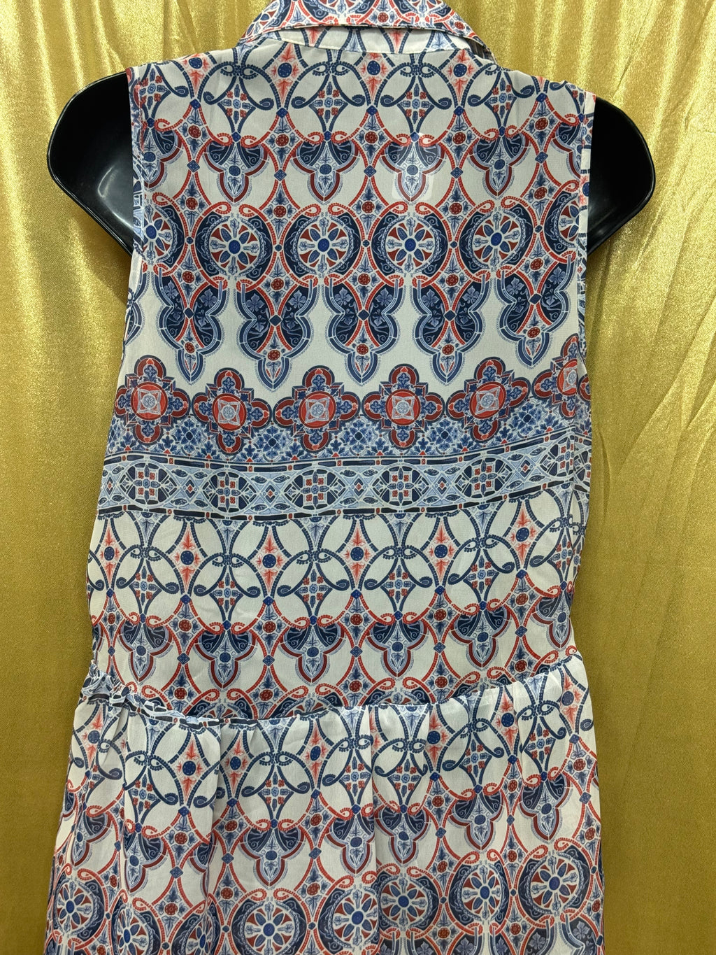 Alloy Apparel Sleeveless Geometric Print Collared Blouse Size Medium Made in USA