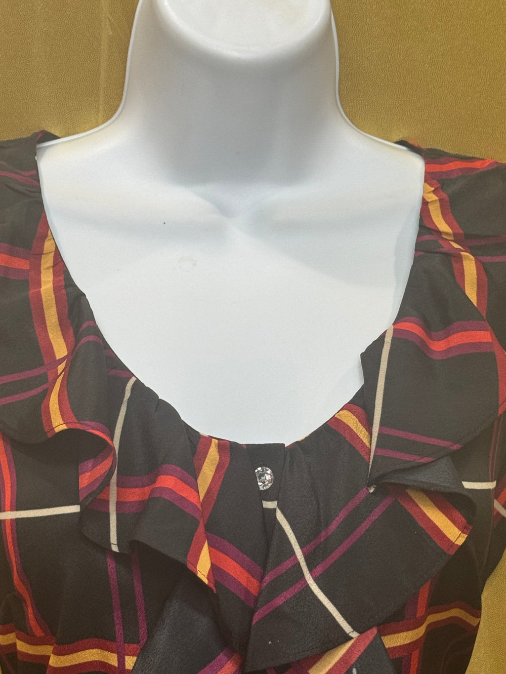 Banana Republic Plaid Ruffle Sleeveless Blouse | Size Medium