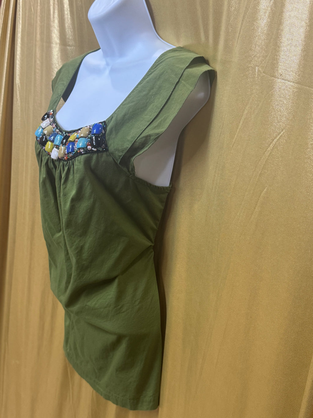Apt. 9 Olive Green Embellished Beaded Blouse Size Medium Scoop Neck Cap Sleeve