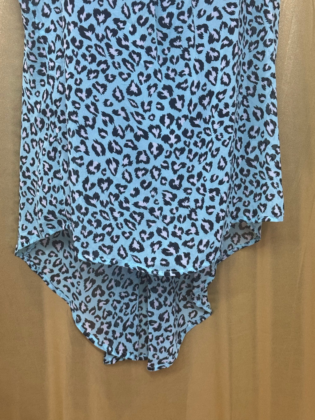 Iris Los Angeles Blue Leopard High-Low Tank Top Medium