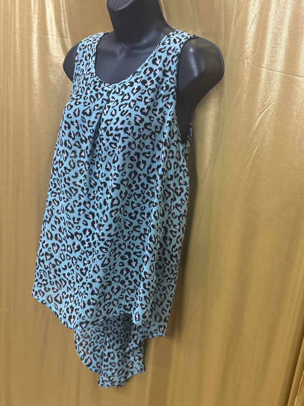 Iris Los Angeles Blue Leopard High-Low Tank Top Medium