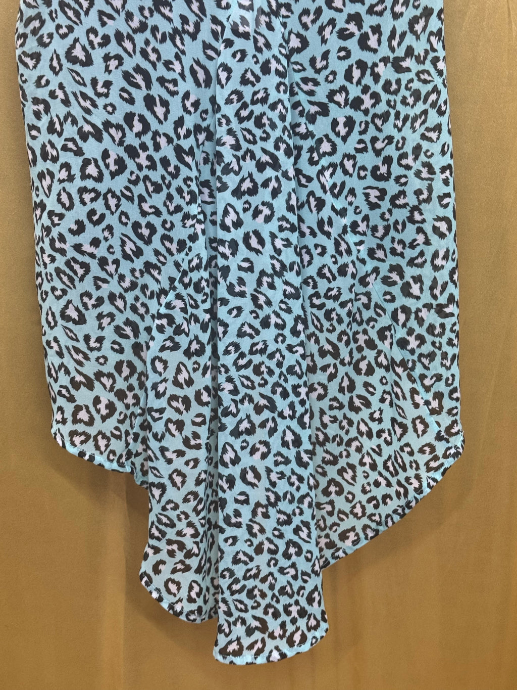 Iris Los Angeles Blue Leopard High-Low Tank Top Medium
