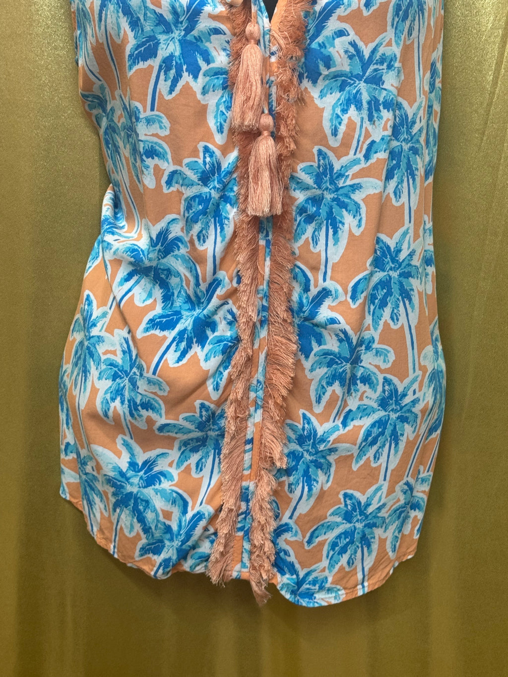 Crown & Ivy Tropical Palm Tree Tassel Tank Top Size Medium Peach Blue