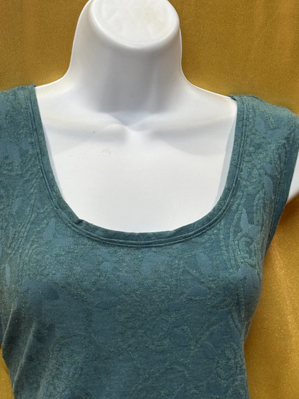 Simply Vera Vera Wang Floral Knit Tank Top Blue Medium