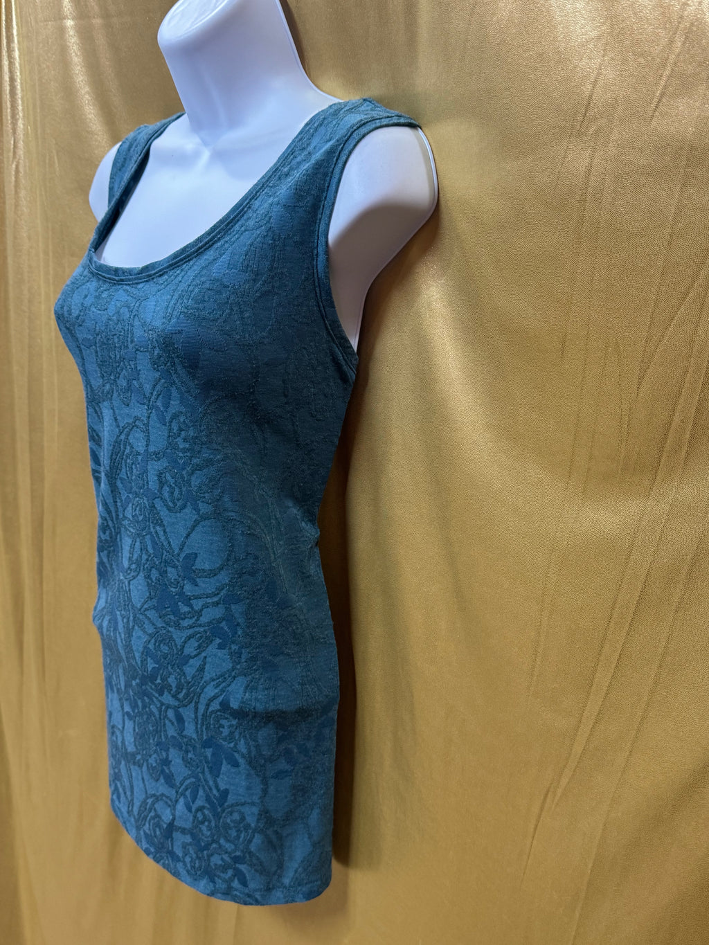 Simply Vera Vera Wang Floral Knit Tank Top Blue Medium