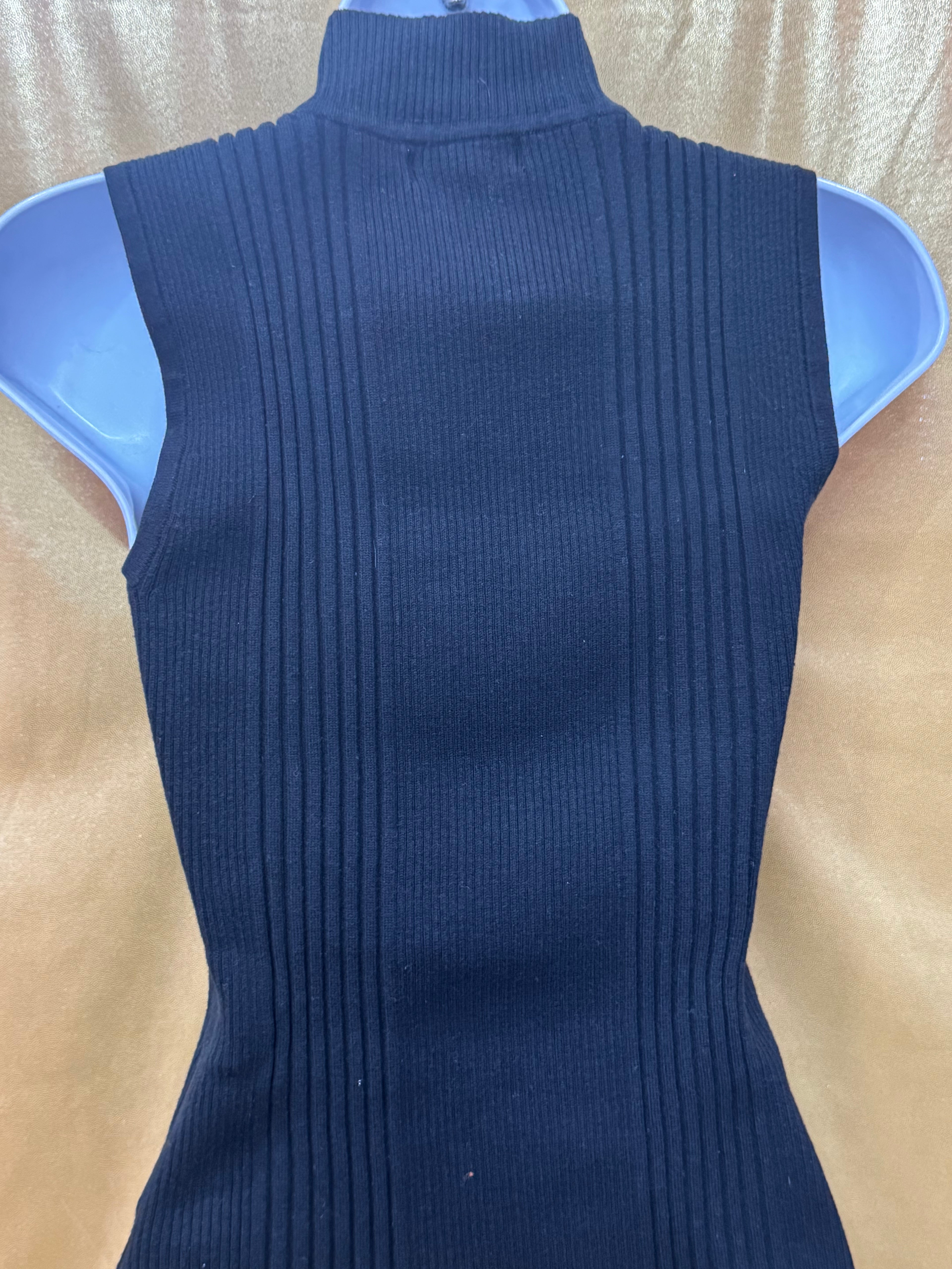 Dressbarn Black Ribbed Mock Neck Sleeveless Sweater Top Size M