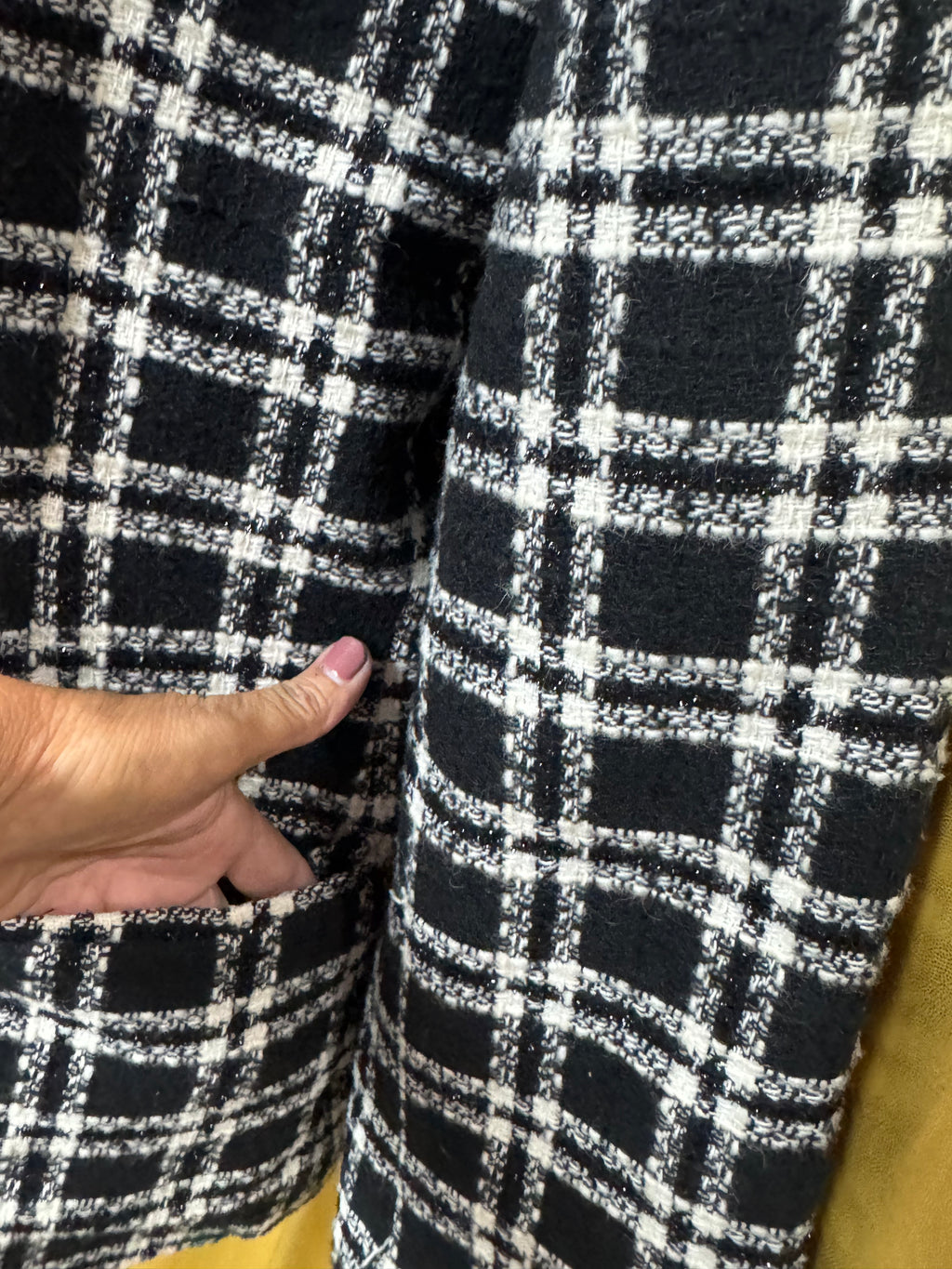 Vintage Joan Leslie Plaid Jacket 24W Black White Wool Blend Button Front With Shoulder Pads