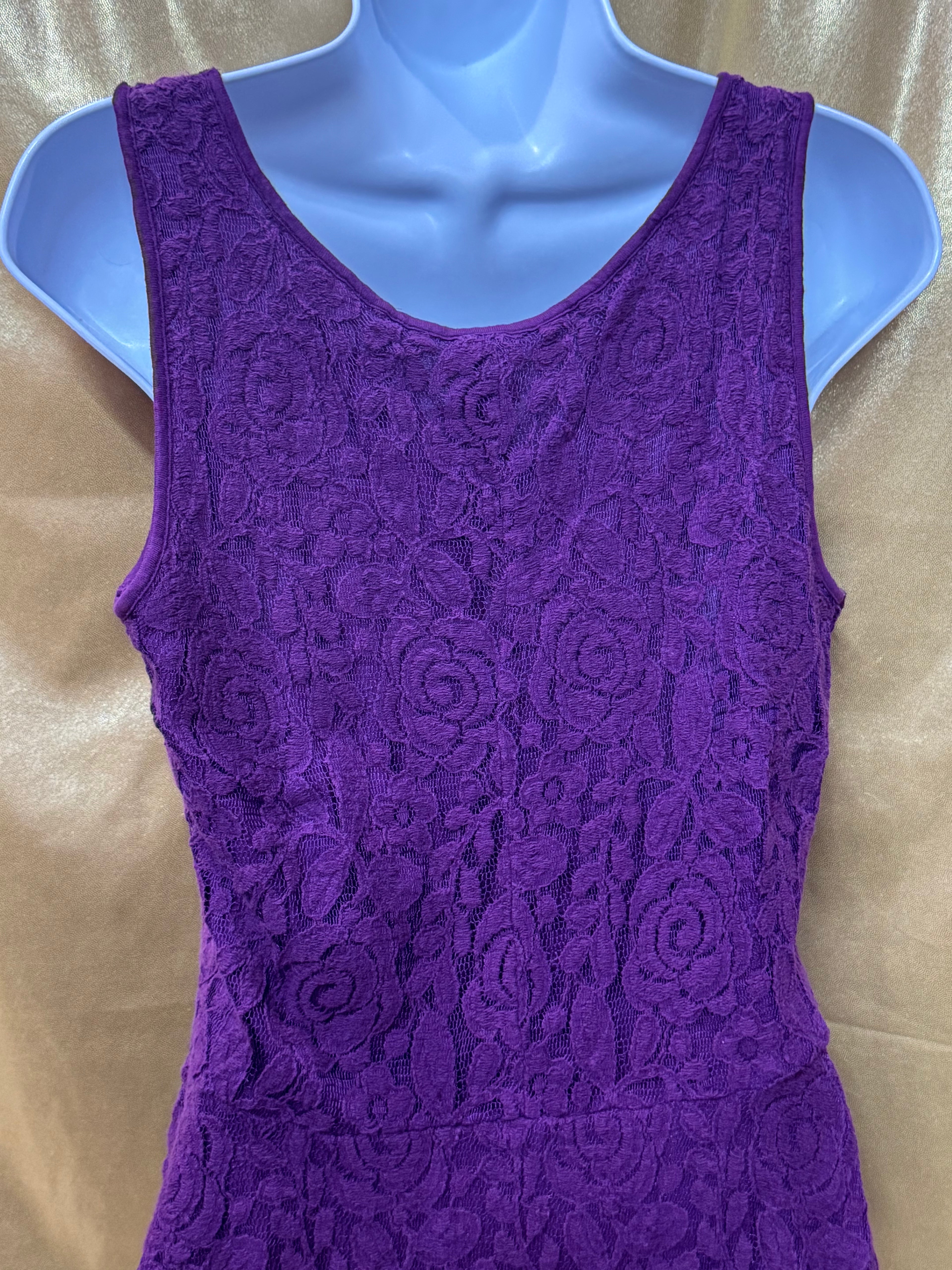 LOFT Purple Floral Lace Peplum Tank Top | Size Medium