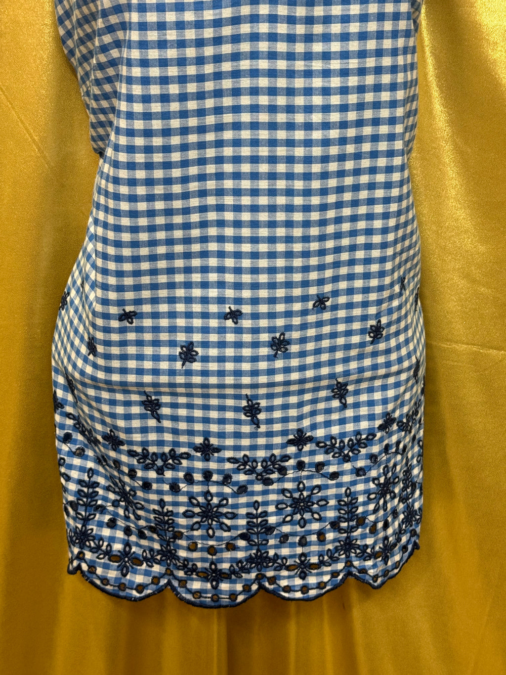 American Sweetheart Blue Gingham V-Neck Blouse Med 100% Cotton Scalloped Hem