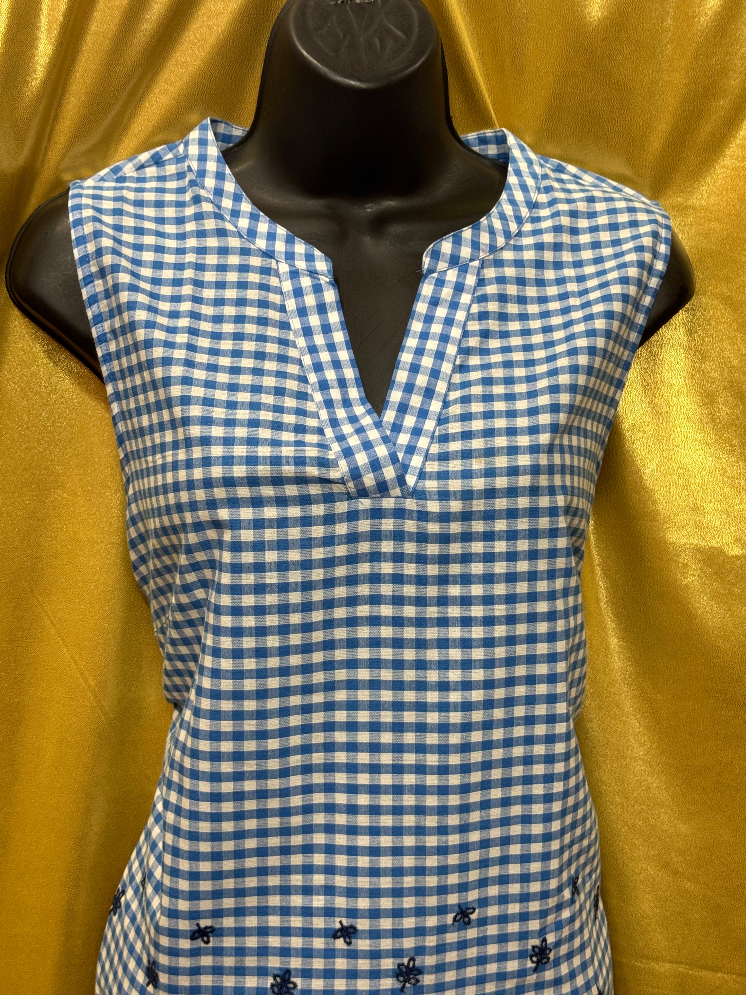 American Sweetheart Blue Gingham V-Neck Blouse Med 100% Cotton Scalloped Hem