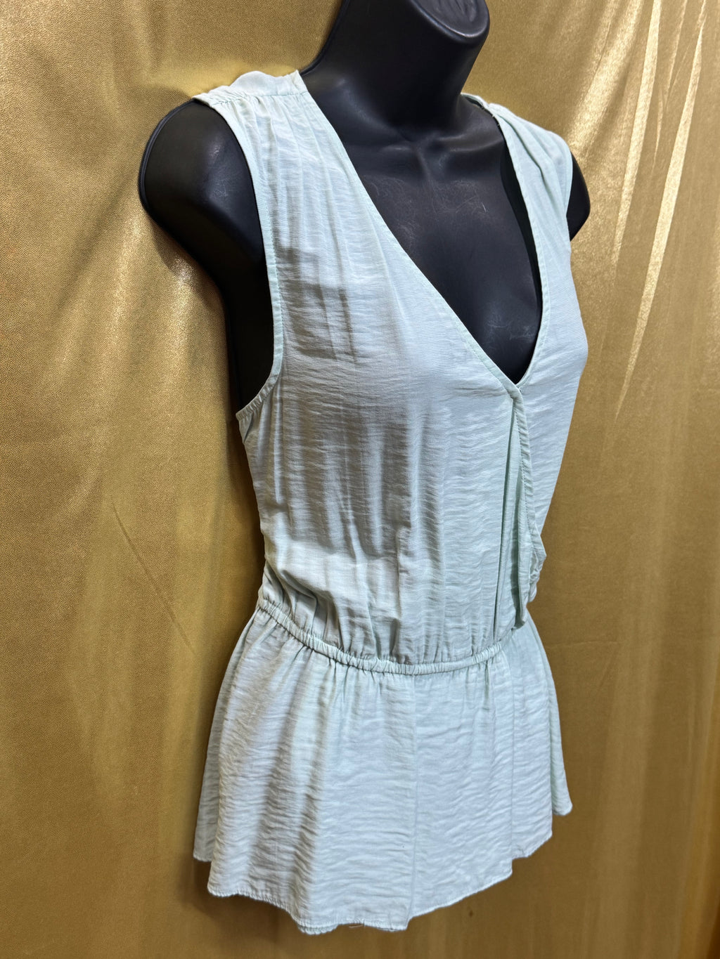 14th & Union Mint Green Sleeveless Surplice Peplum Blouse - Size M