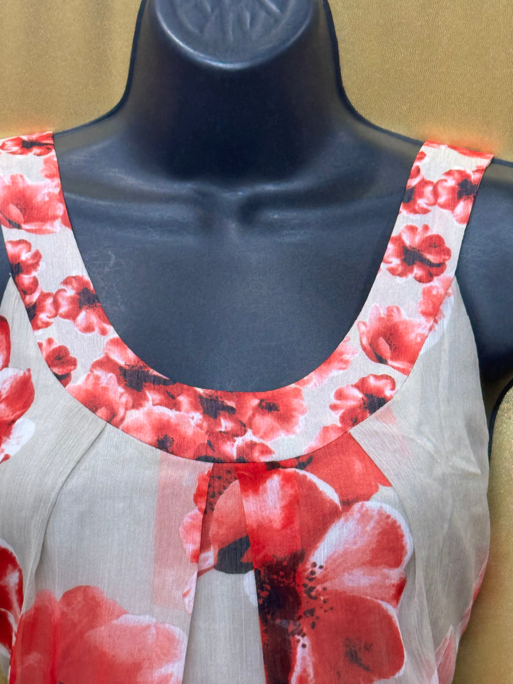 New York & Company Red Floral Pleated Chiffon Tank Top Blouse - Size Medium