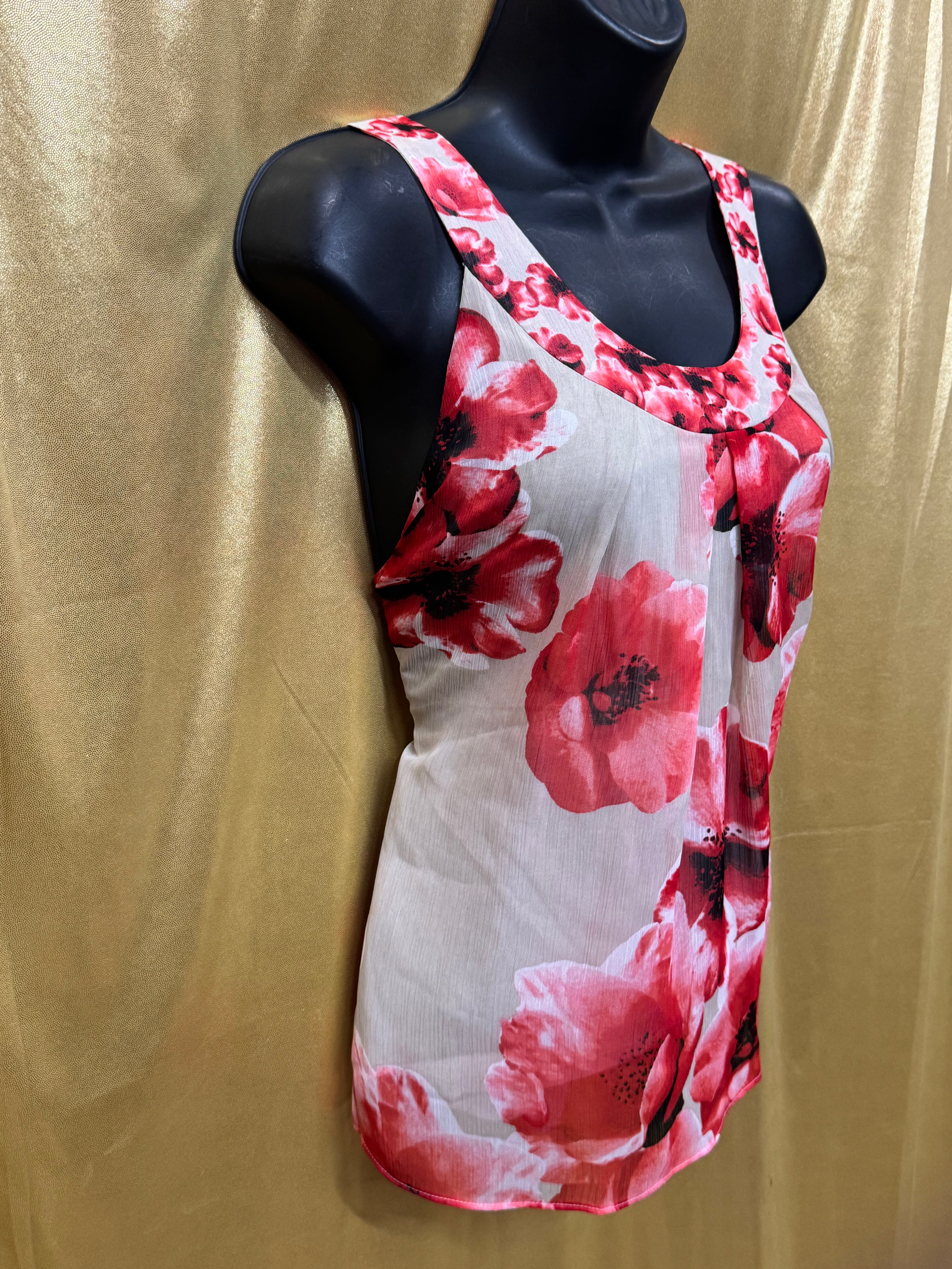 New York & Company Red Floral Pleated Chiffon Tank Top Blouse - Size Medium