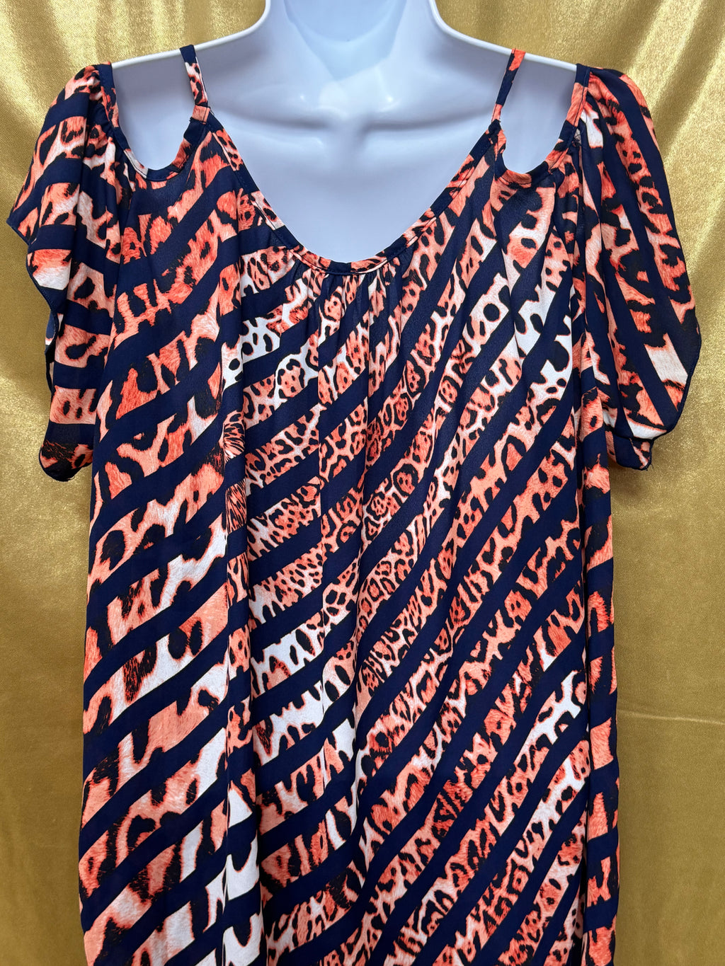 Audrey Ann Cold-Shoulder Top | Navy & Orange Animal Print | Size Medium