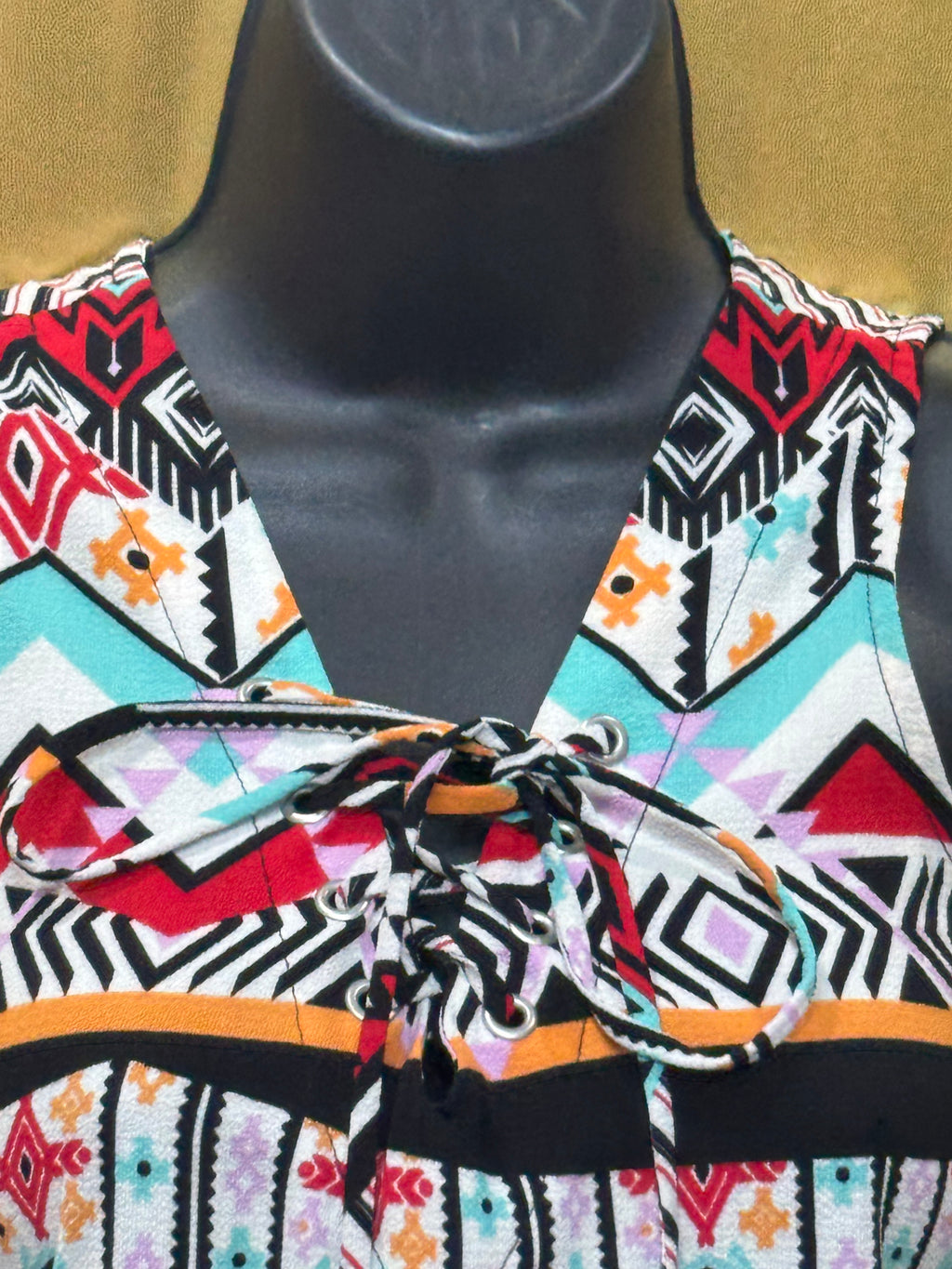 Self Esteem Southwestern Print Lace Up Tank Tunic Top Medium