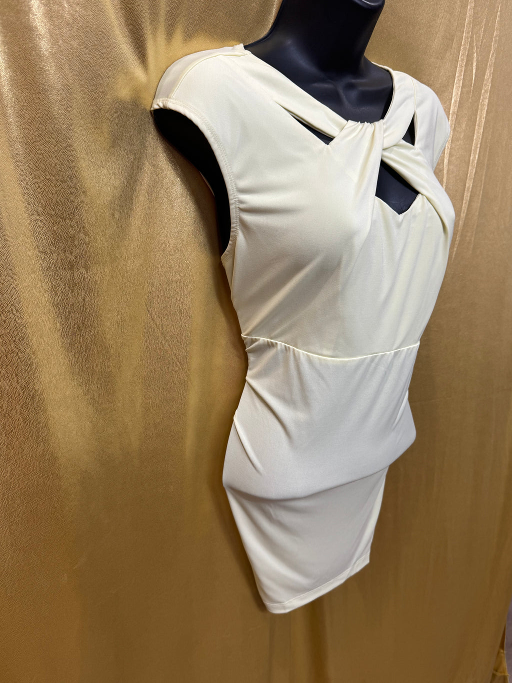 New Direction Yellow Side-Gathered Cutout Blouse - Size Medium