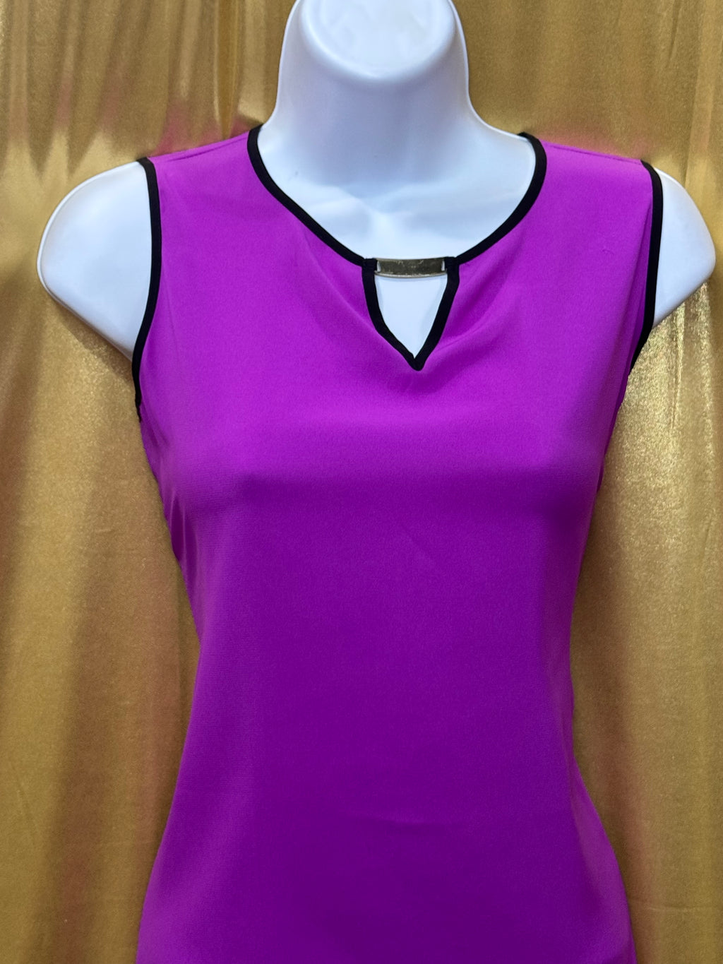 Calvin Klein Medium Purple Sleeveless V-Neck Blouse with Black Trim