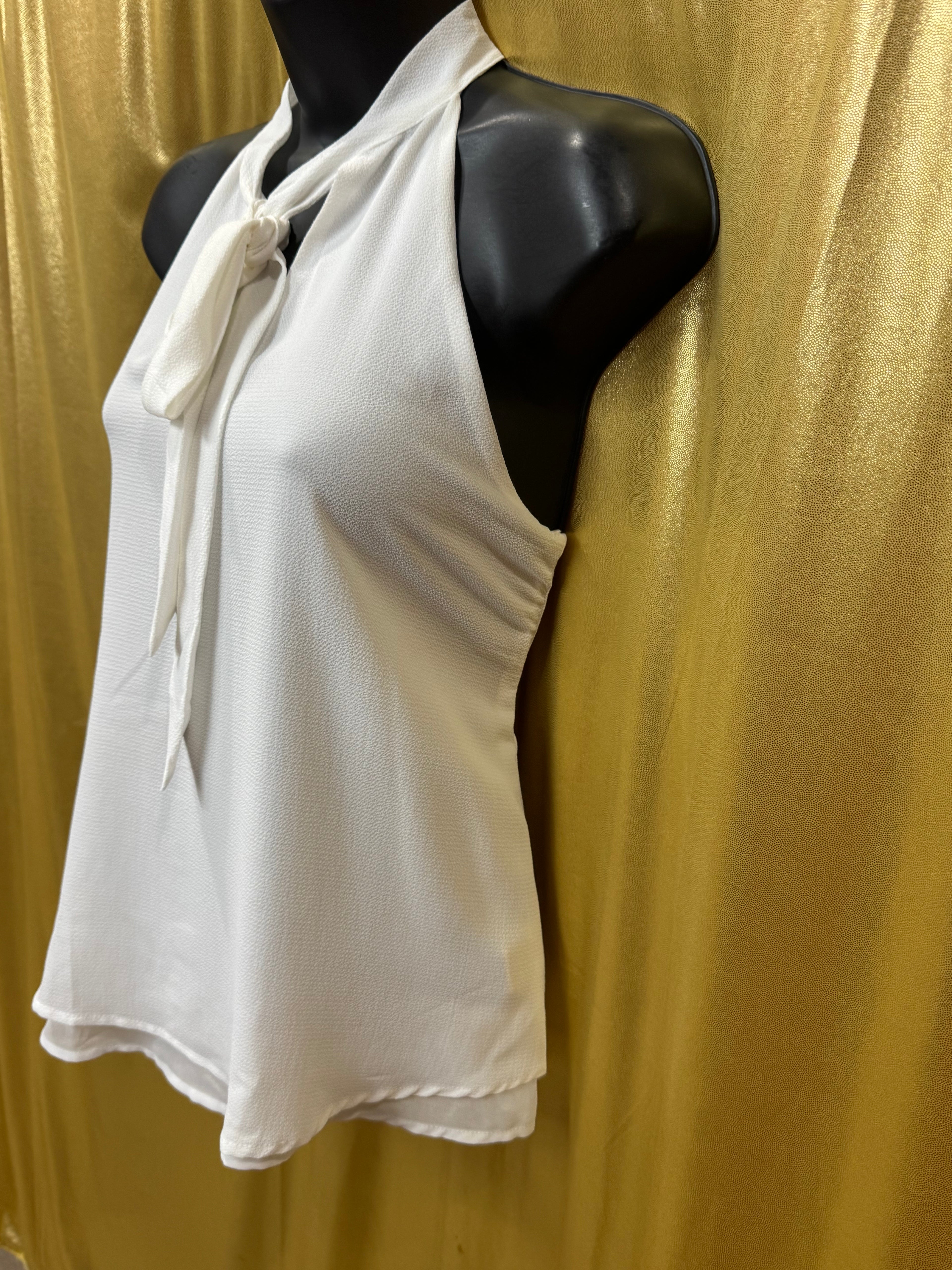 Sweet Wanderer White Textured Tie-Neck Halter Top - Size Medium