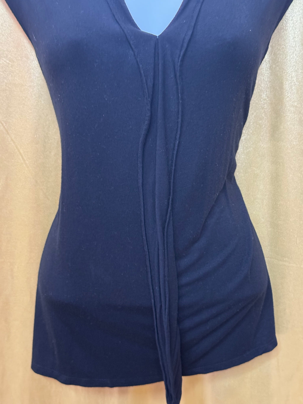 Nine West Black V-Neck Pleated Center Detail Cap Sleeve Top - Size Medium