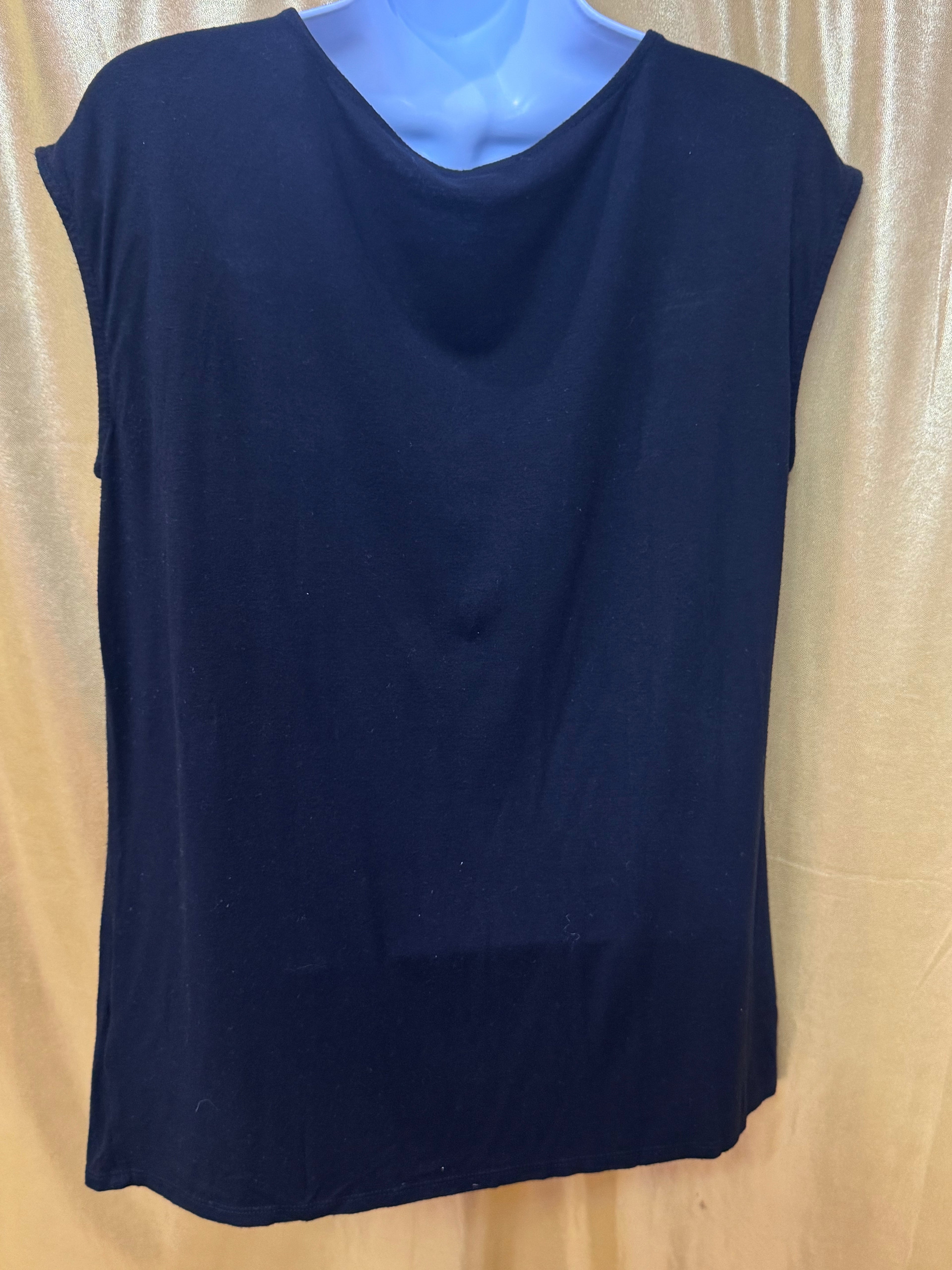 Nine West Black V-Neck Pleated Center Detail Cap Sleeve Top - Size Medium