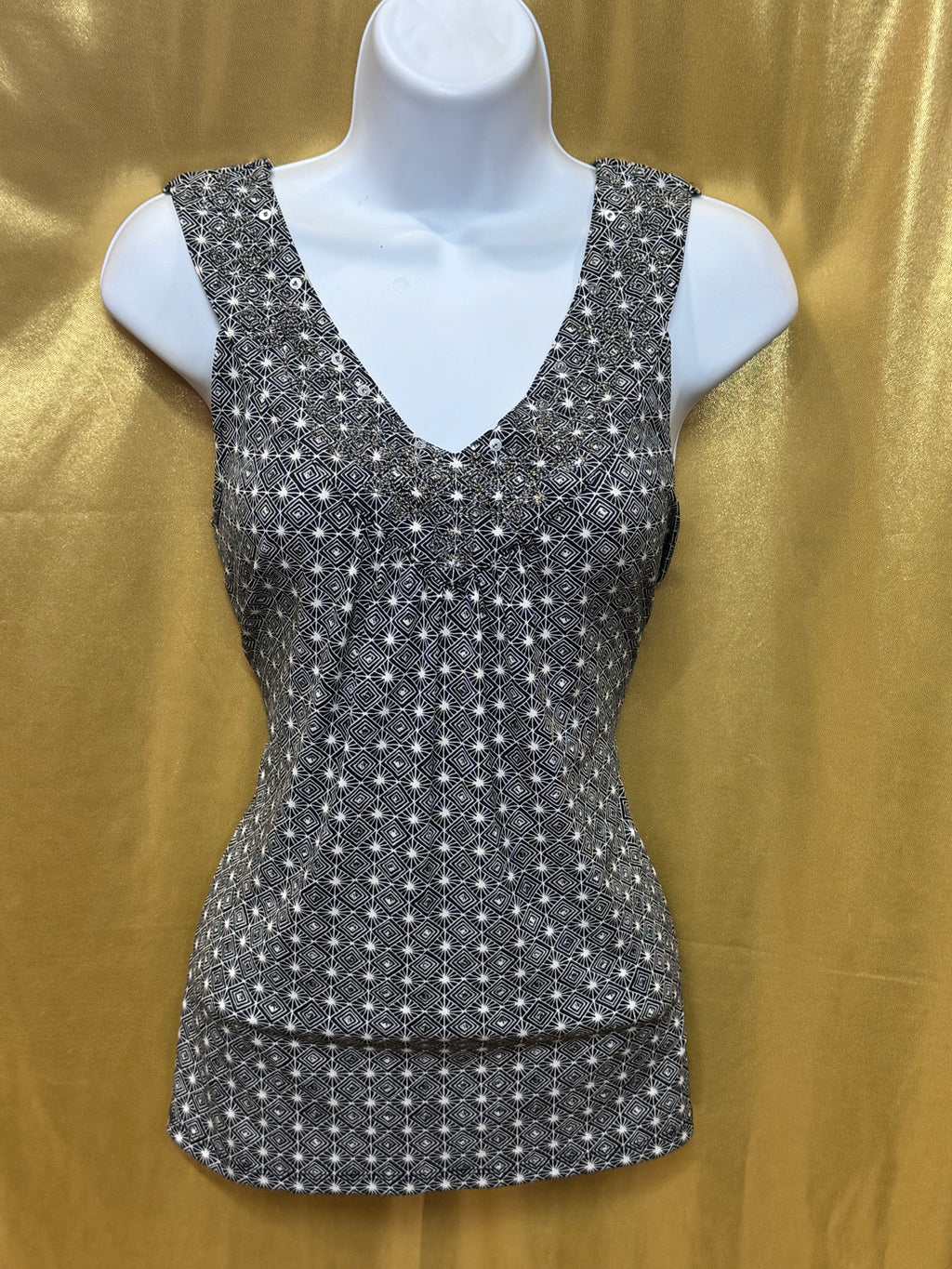 Nine West Black & White Geometric Embellished Sequin V-Neck Top Size Medium