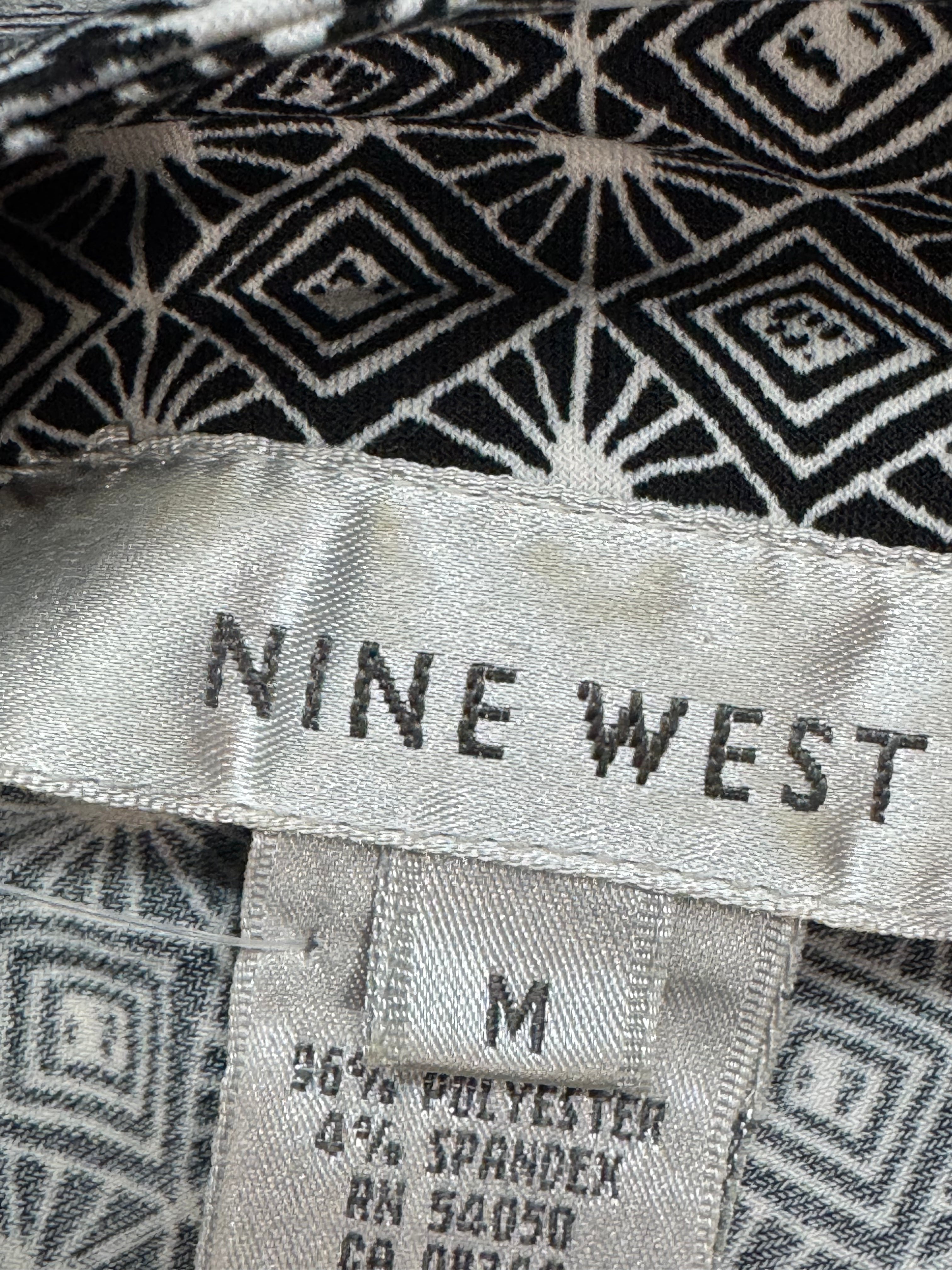 Nine West Black & White Geometric Embellished Sequin V-Neck Top Size Medium