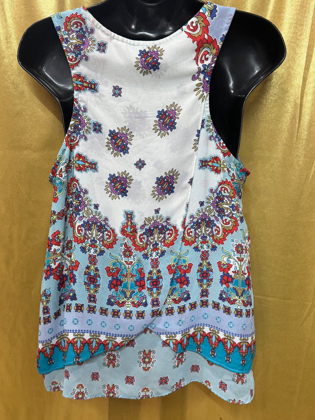 Bila Boho Paisley Floral Tank Top Size M White Blue Red Sleeveless Blouse