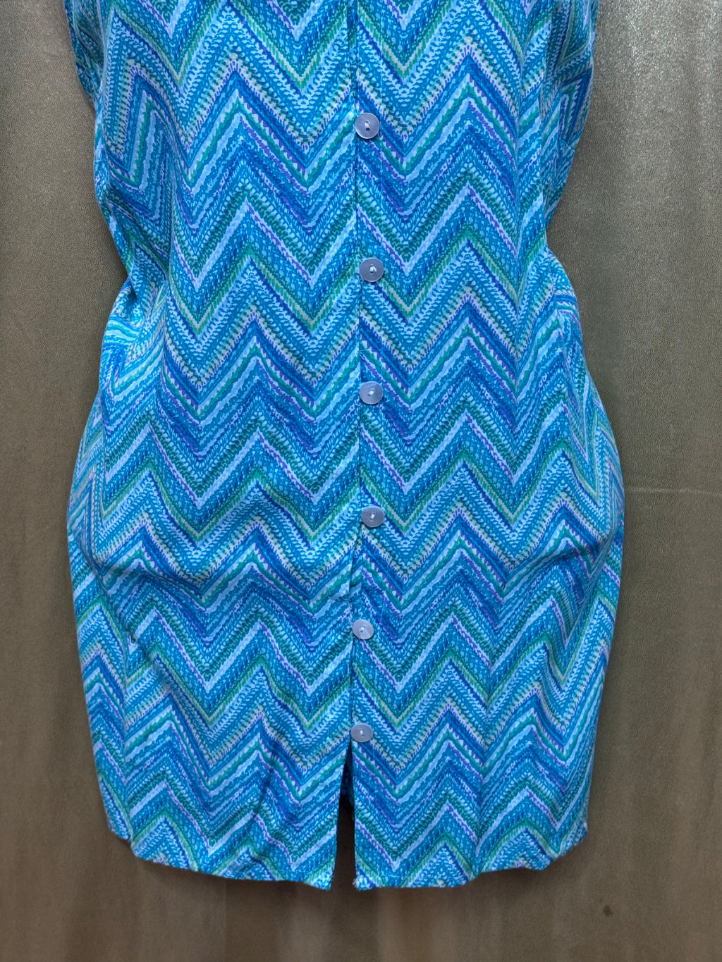 J. Jill Blue Chevron Button-Front V-Neck Tank Top Size M Rayon Sleeveless