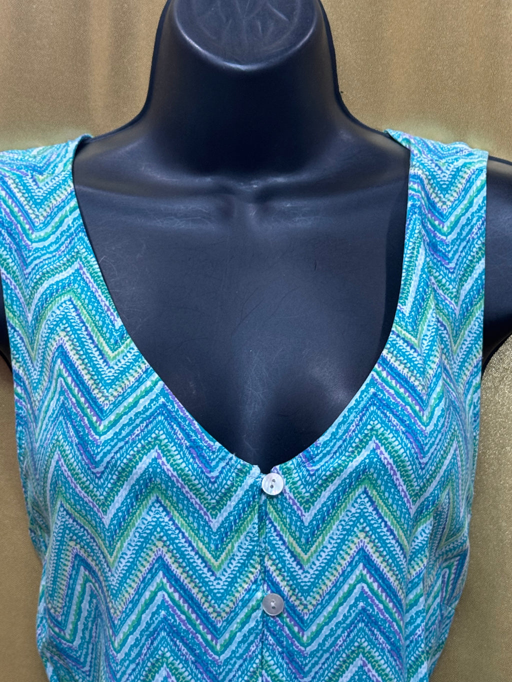 J. Jill Blue Chevron Button-Front V-Neck Tank Top Size M Rayon Sleeveless