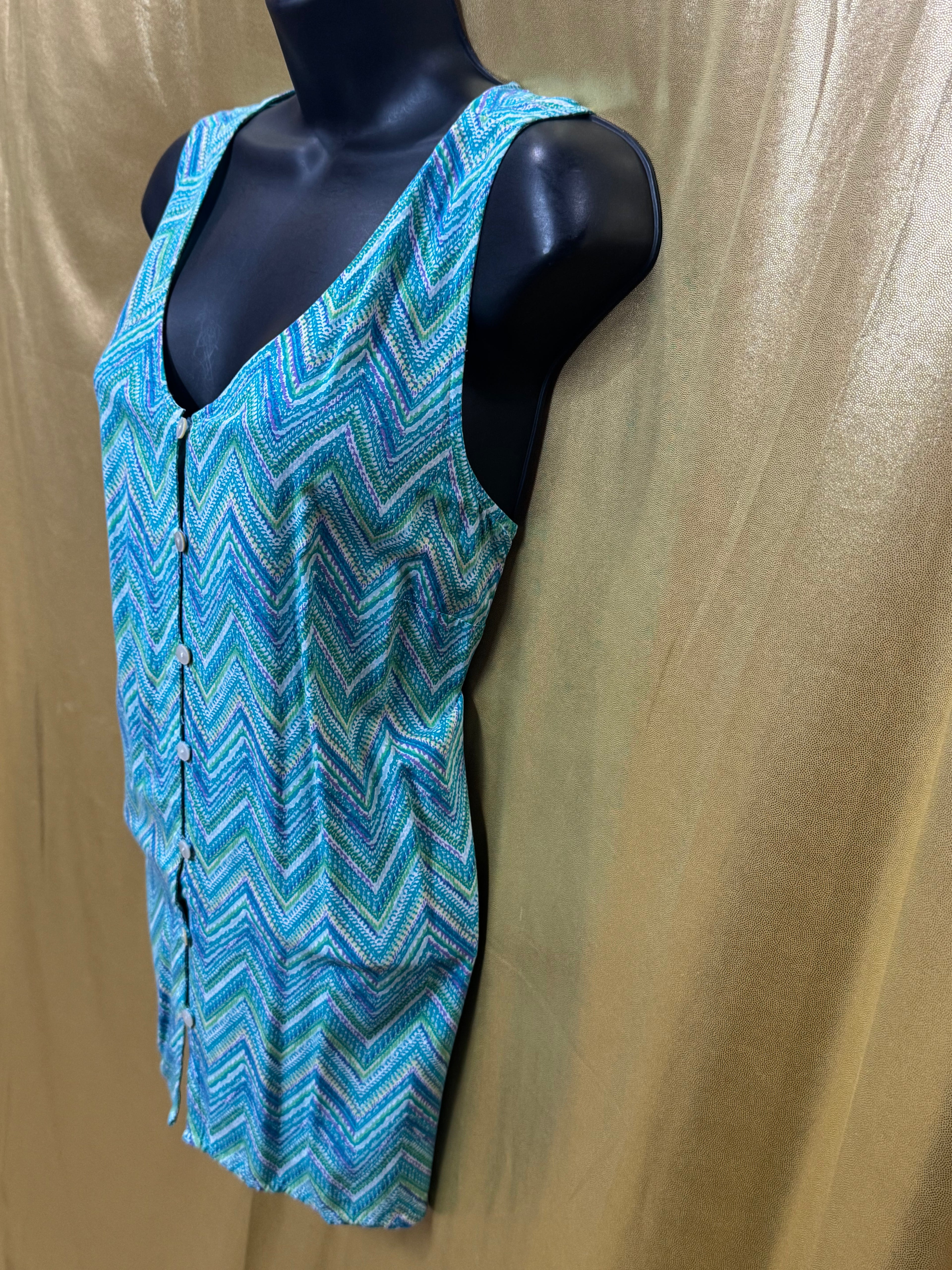 J. Jill Blue Chevron Button-Front V-Neck Tank Top Size M Rayon Sleeveless