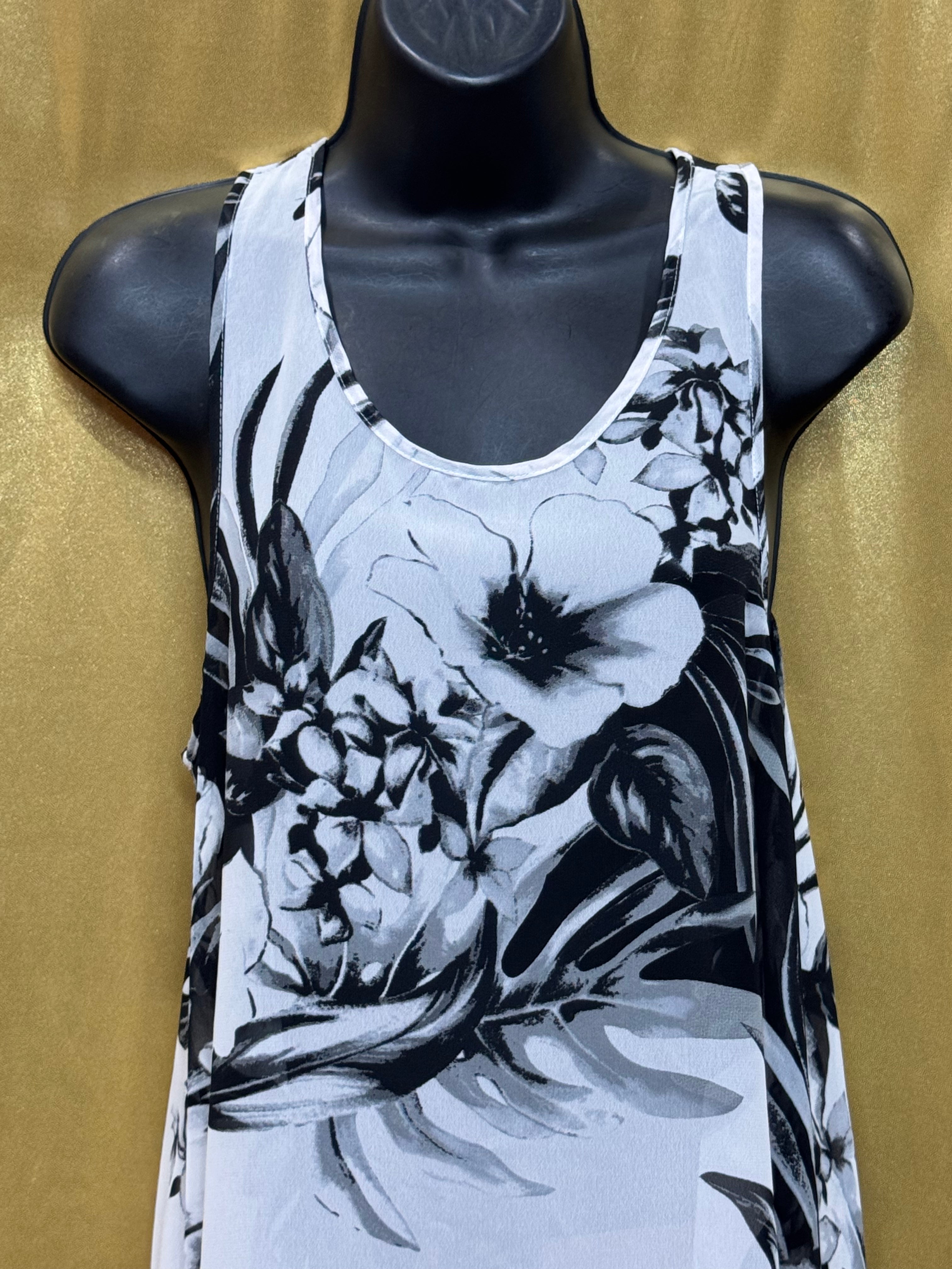 Kalijati Floral Tropical Sharkbite Tunic Tank Top Medium Made in Indonesia