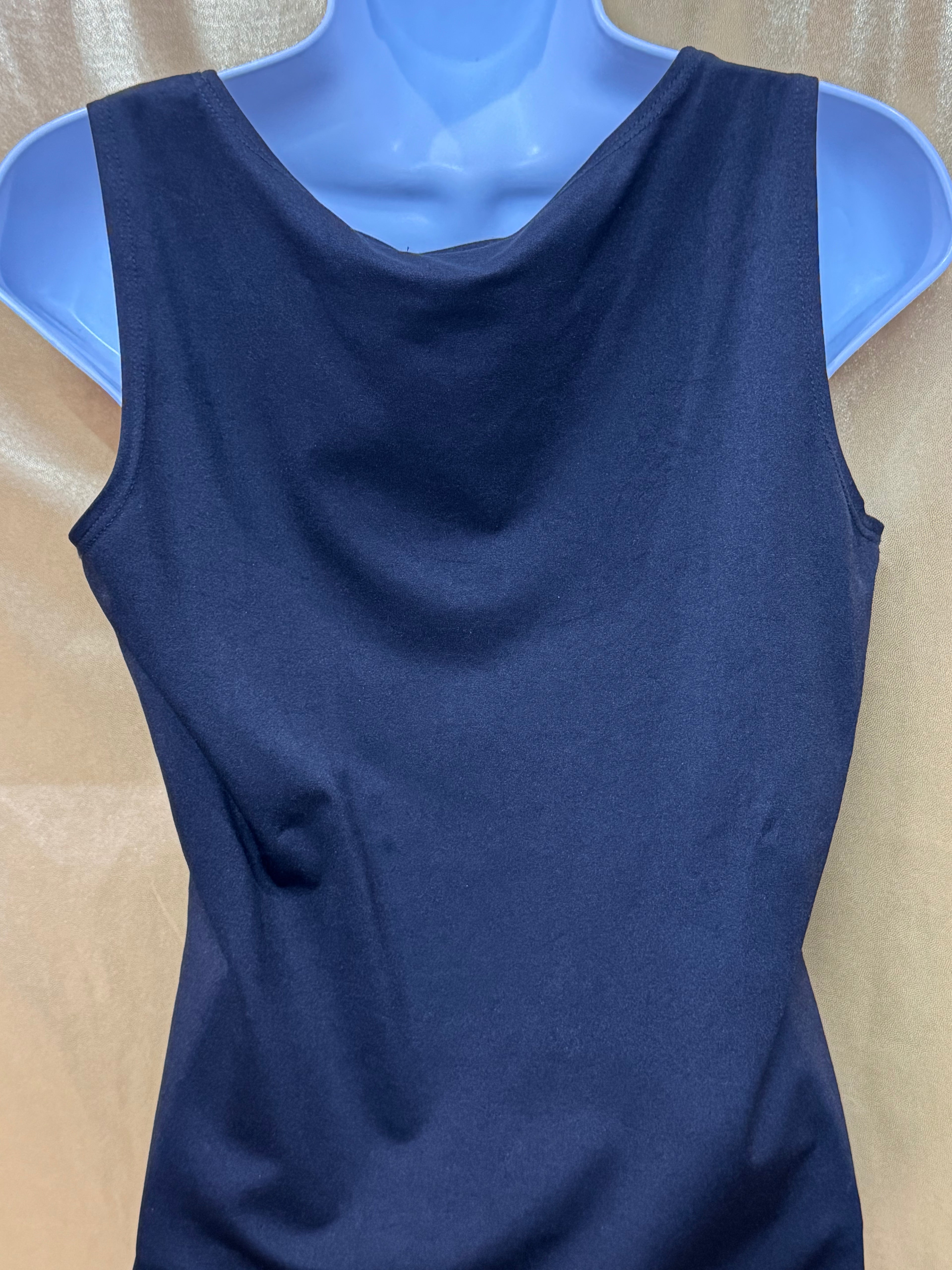 Kim Rogers Black Scoop Neck Sleeveless Blouse Size M Nylon Spandex Made in USA