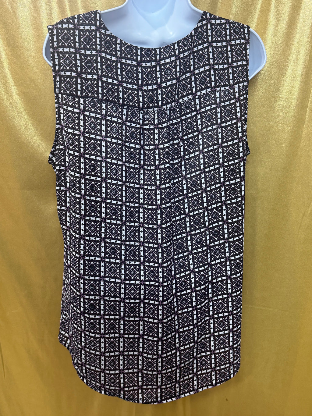 Elementz Sleeveless Geometric Print Blouse | Size L, Studded Shoulders