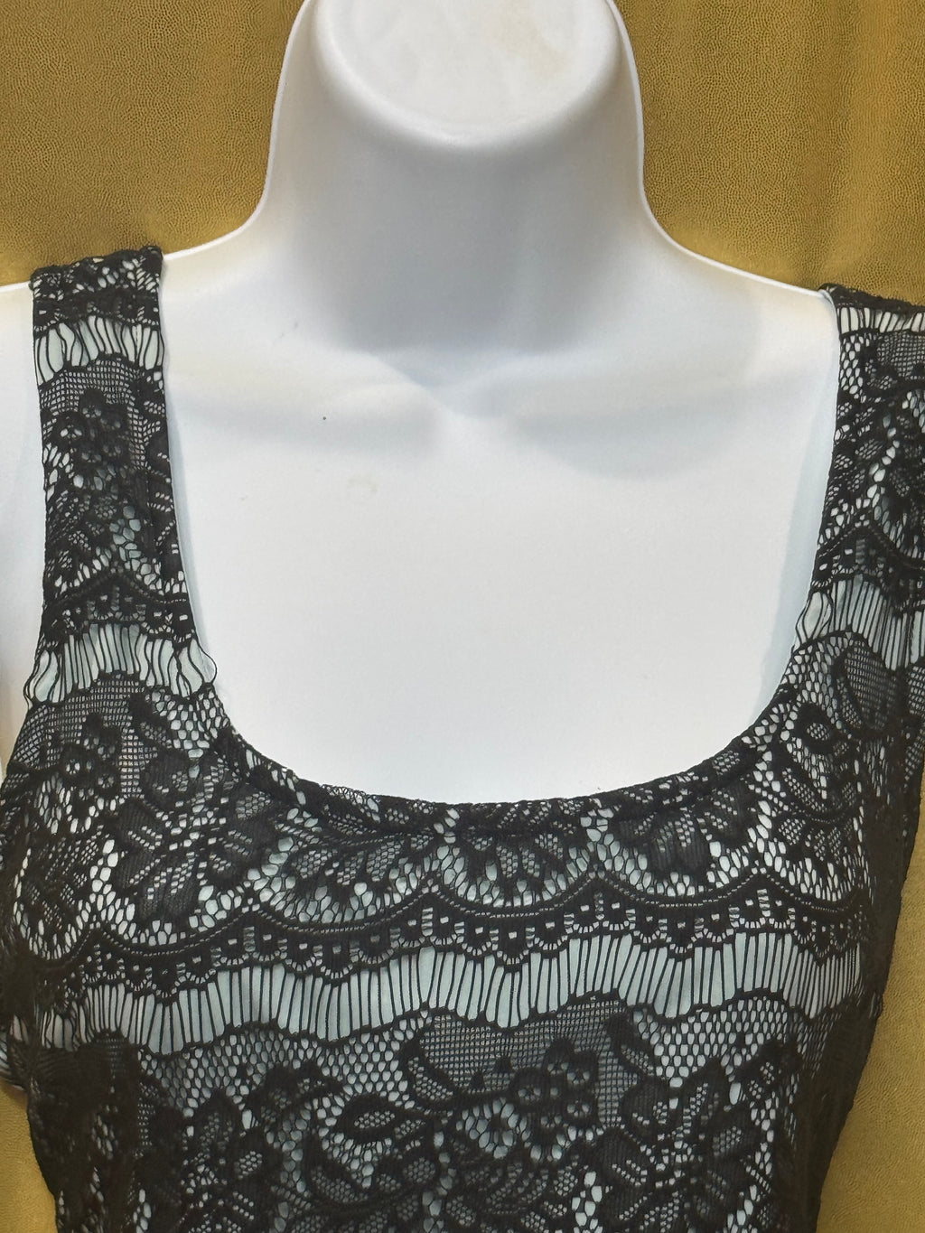 Studio Y Black Floral Lace Overlay Tank Top Teal Blue Liner Size Large