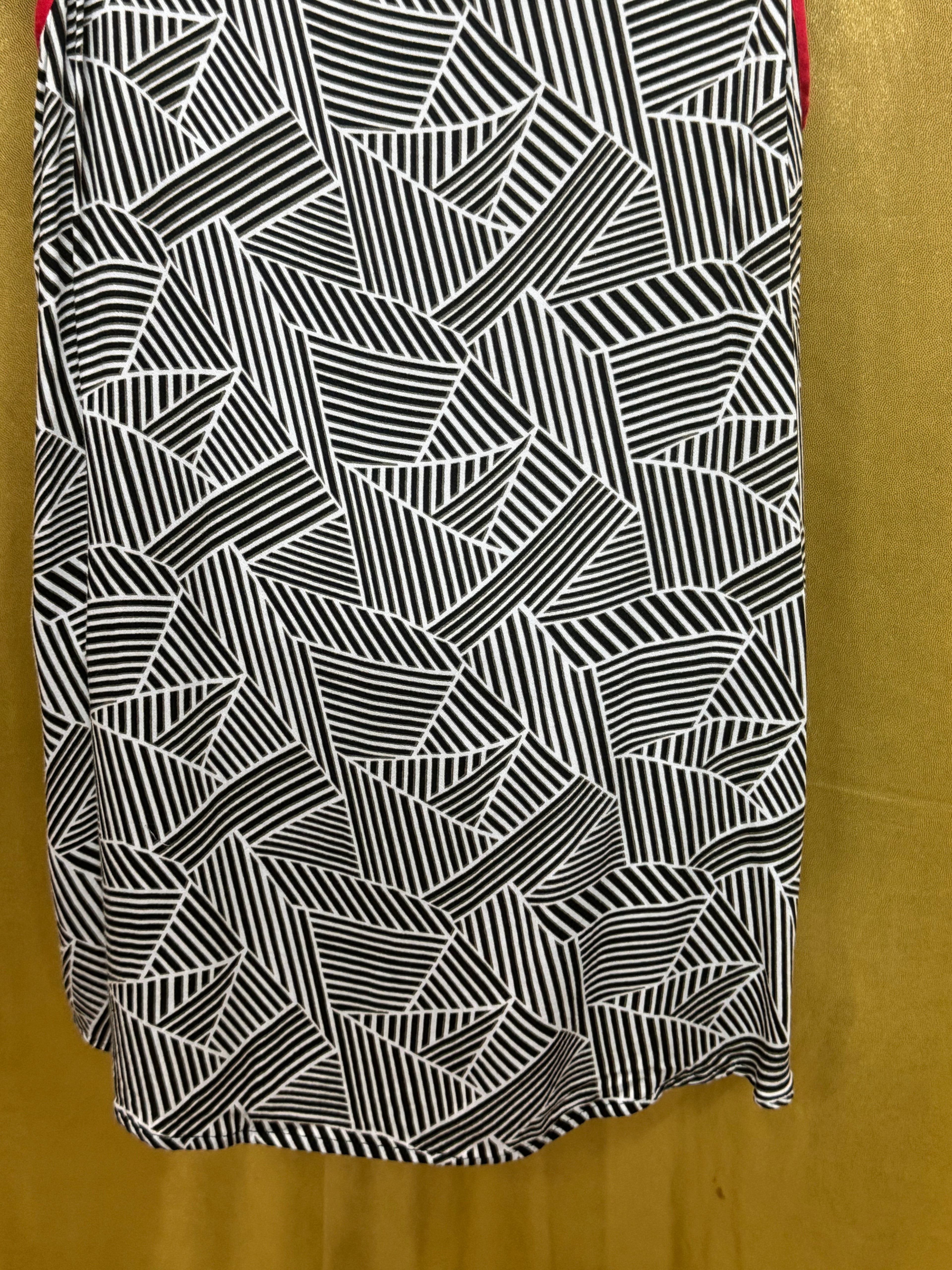 DR2 Geometric Print Tank Top Size L Black White Red Trim