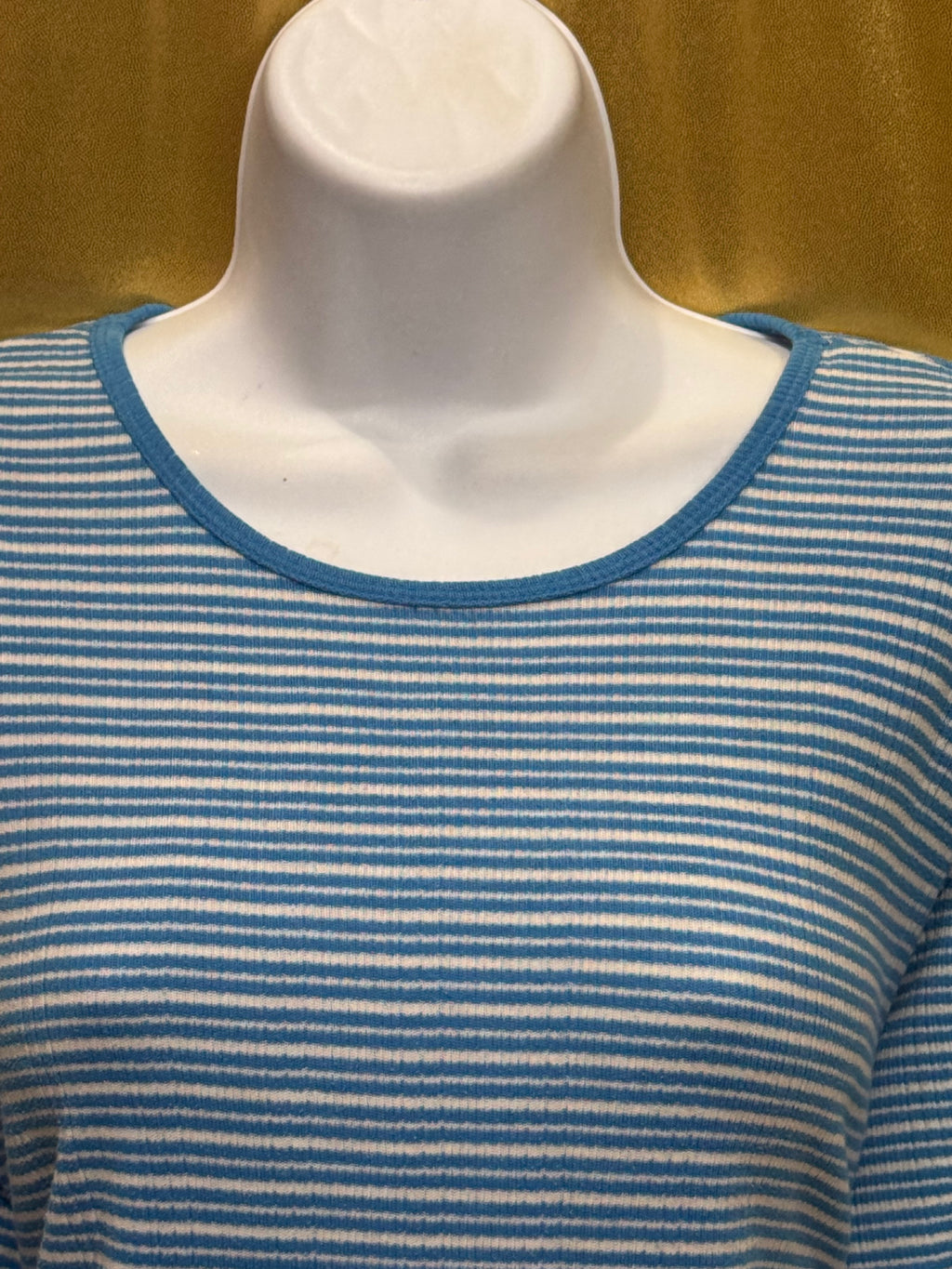 Vintage Cabin Creek Blue & White Striped Ribbed Crewneck Tee - Size L