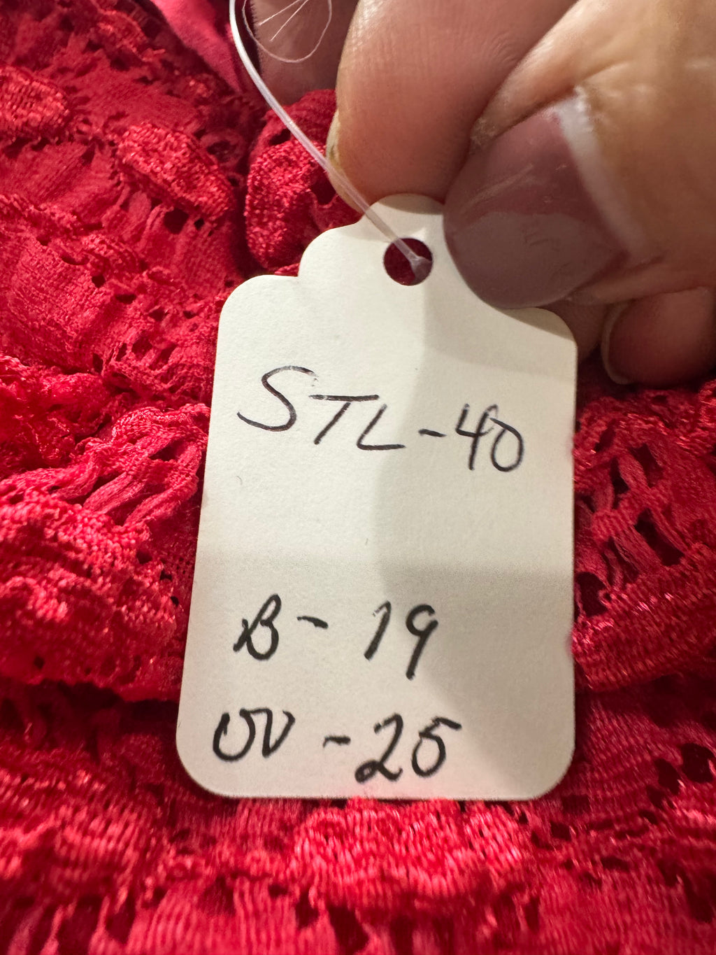 CDIV Creative Design Works Red Halter Top Shacker Texture Sleeveless Blouse Size L