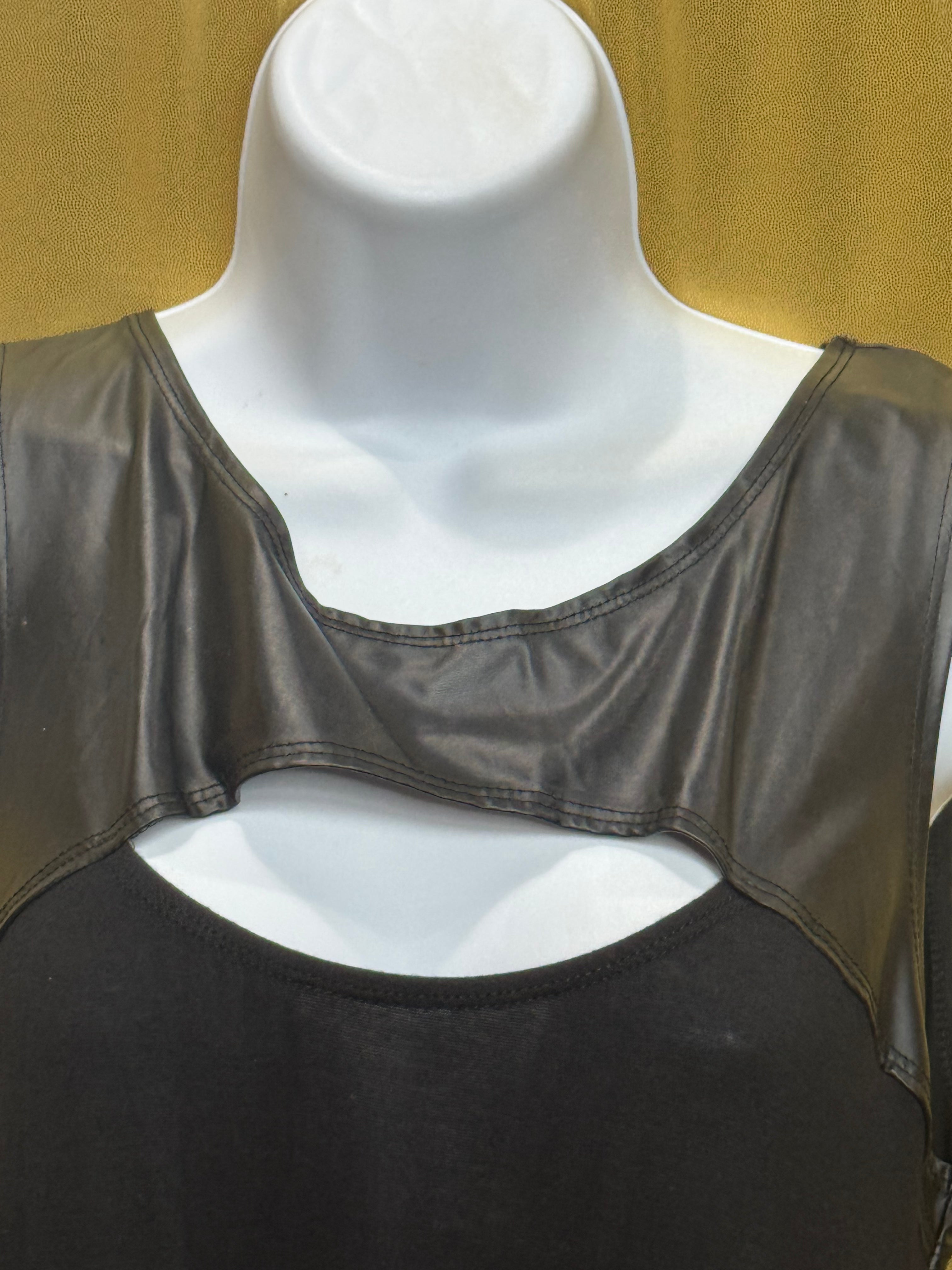 Siren Lily Faux Leather Cutout Tunic Tank Top | Exposed Zipper Back, Size Large
