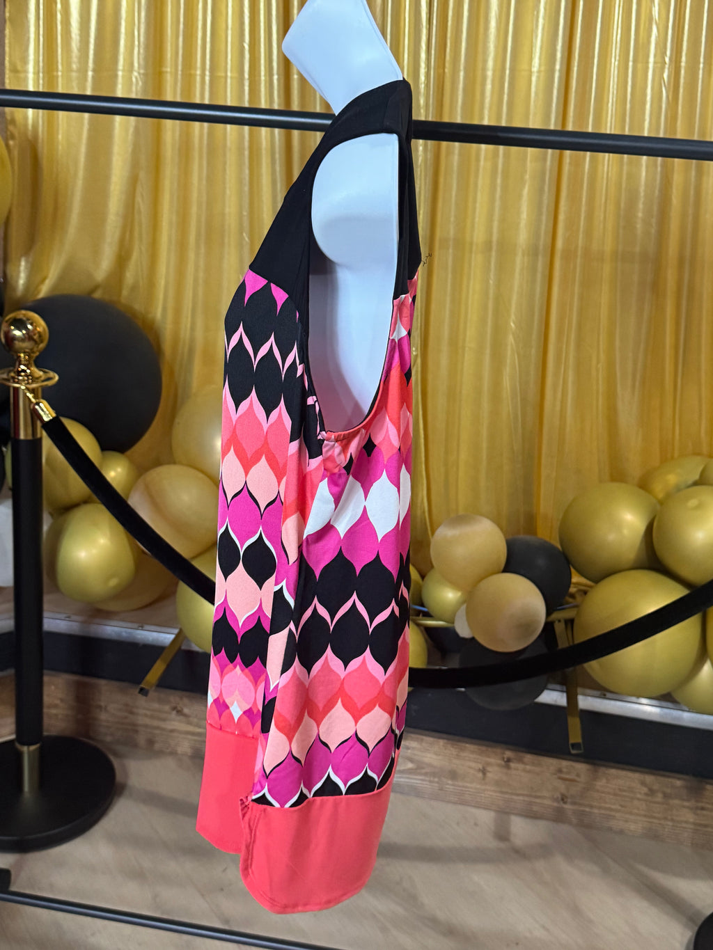 New Directions Pink & Black Sleeveless Blouse Sz XL