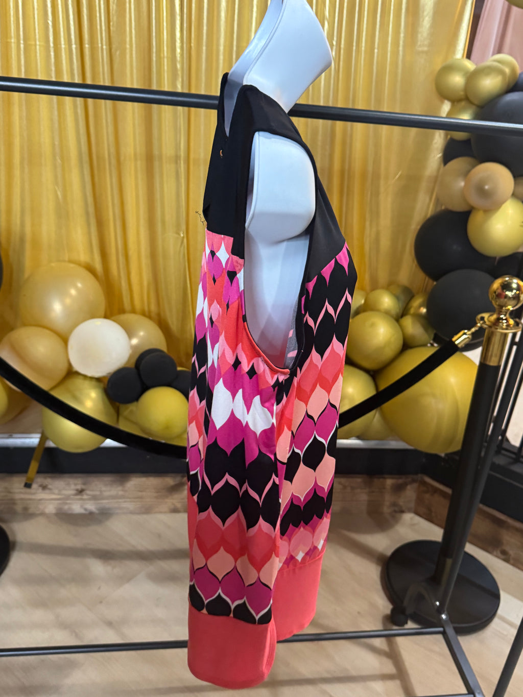 New Directions Pink & Black Sleeveless Blouse Sz XL