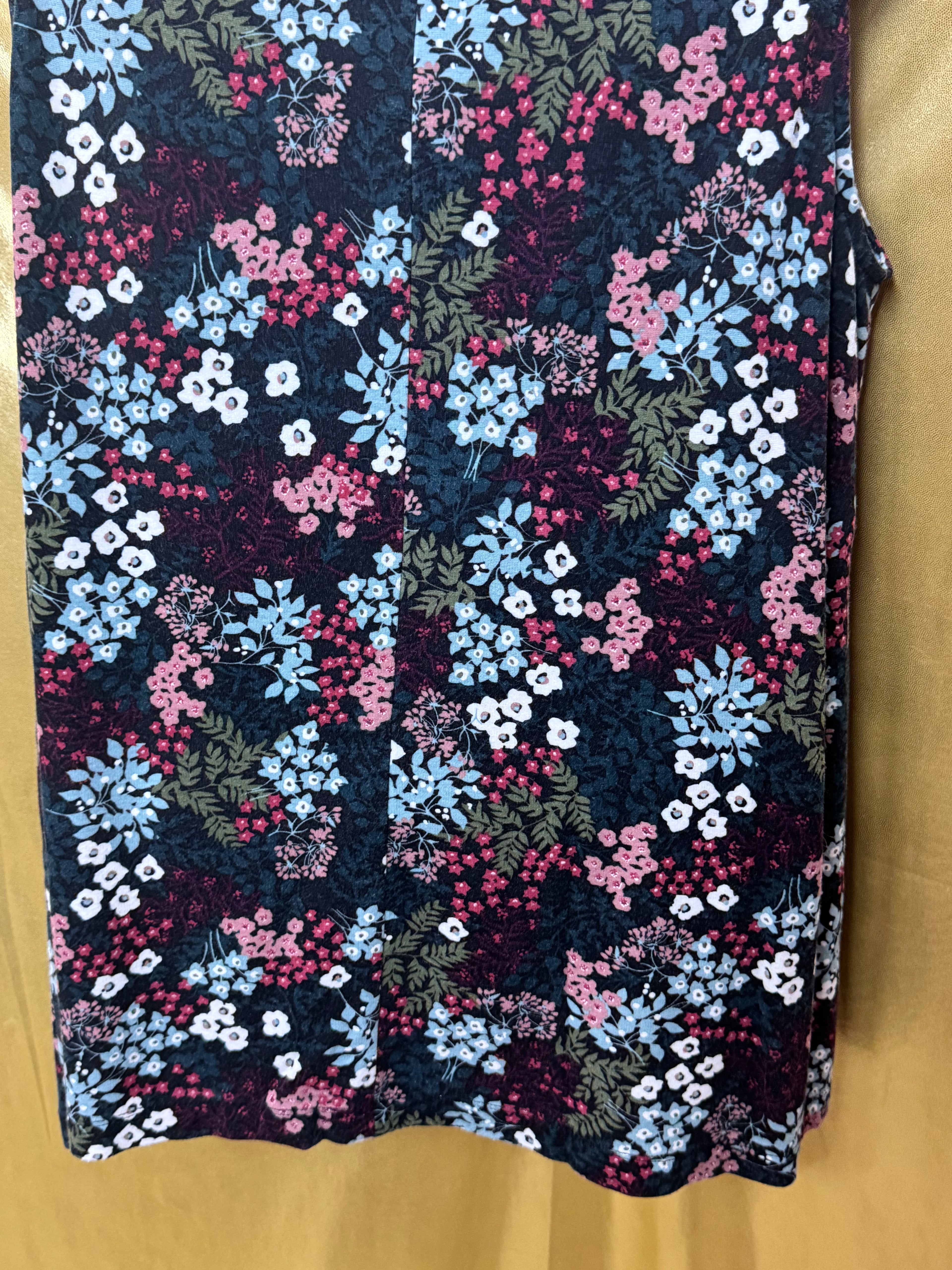 LOFT Mock Neck Floral Sleeveless Top Cover - Size Large Zipper Back Stretch Knit