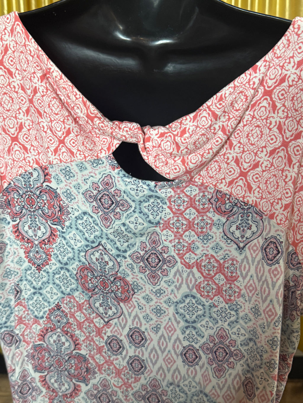 Westport Pink & Blue Short Sleeve Blouse Size XL