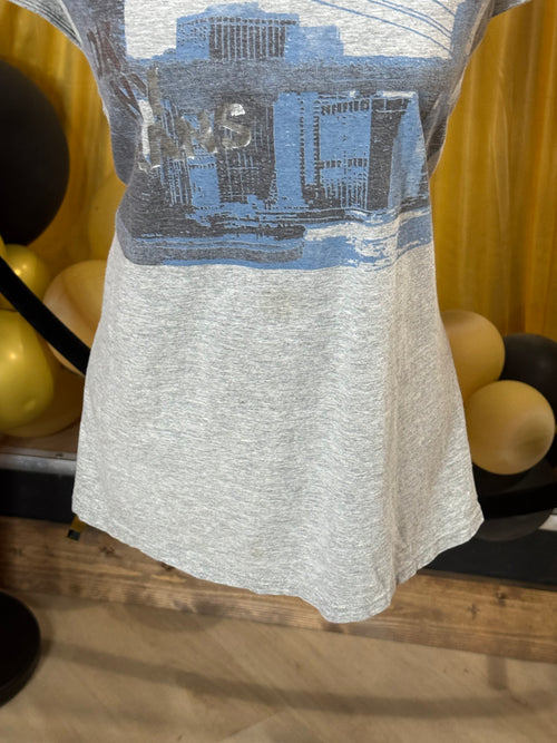 DKNY Gray & Blue Short Sleeve Tee Shirt Sz XL