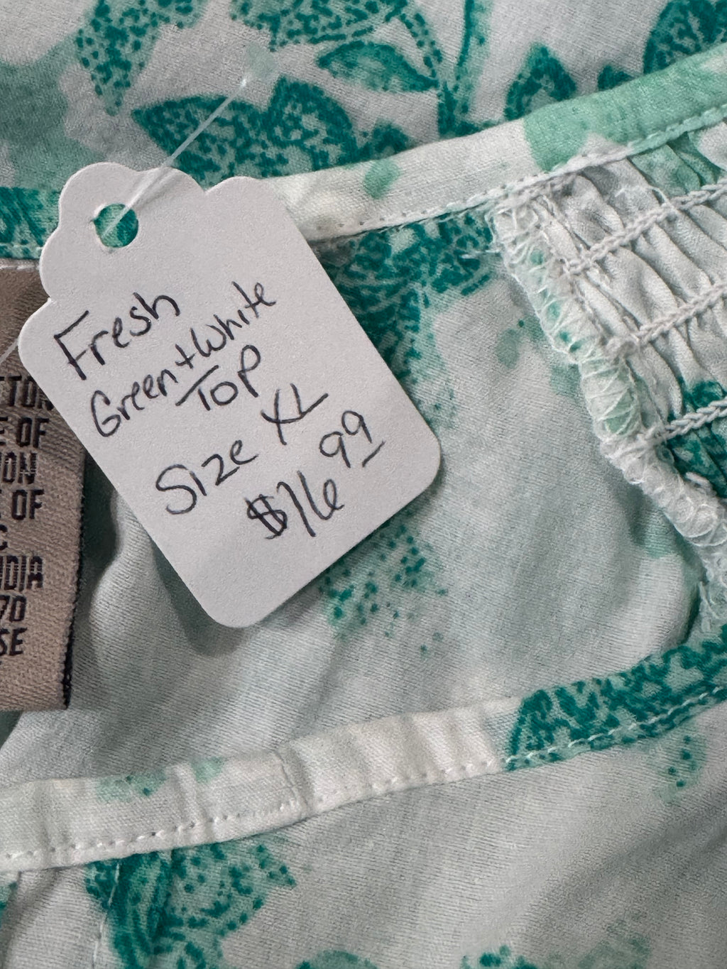 Fresh White & Green Floral Blouse Size XL
