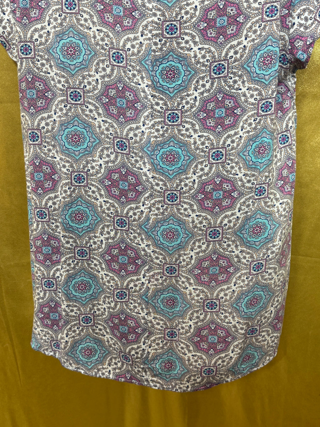 Artisan NY Medallion Print Rayon Blouse - Size L ✨