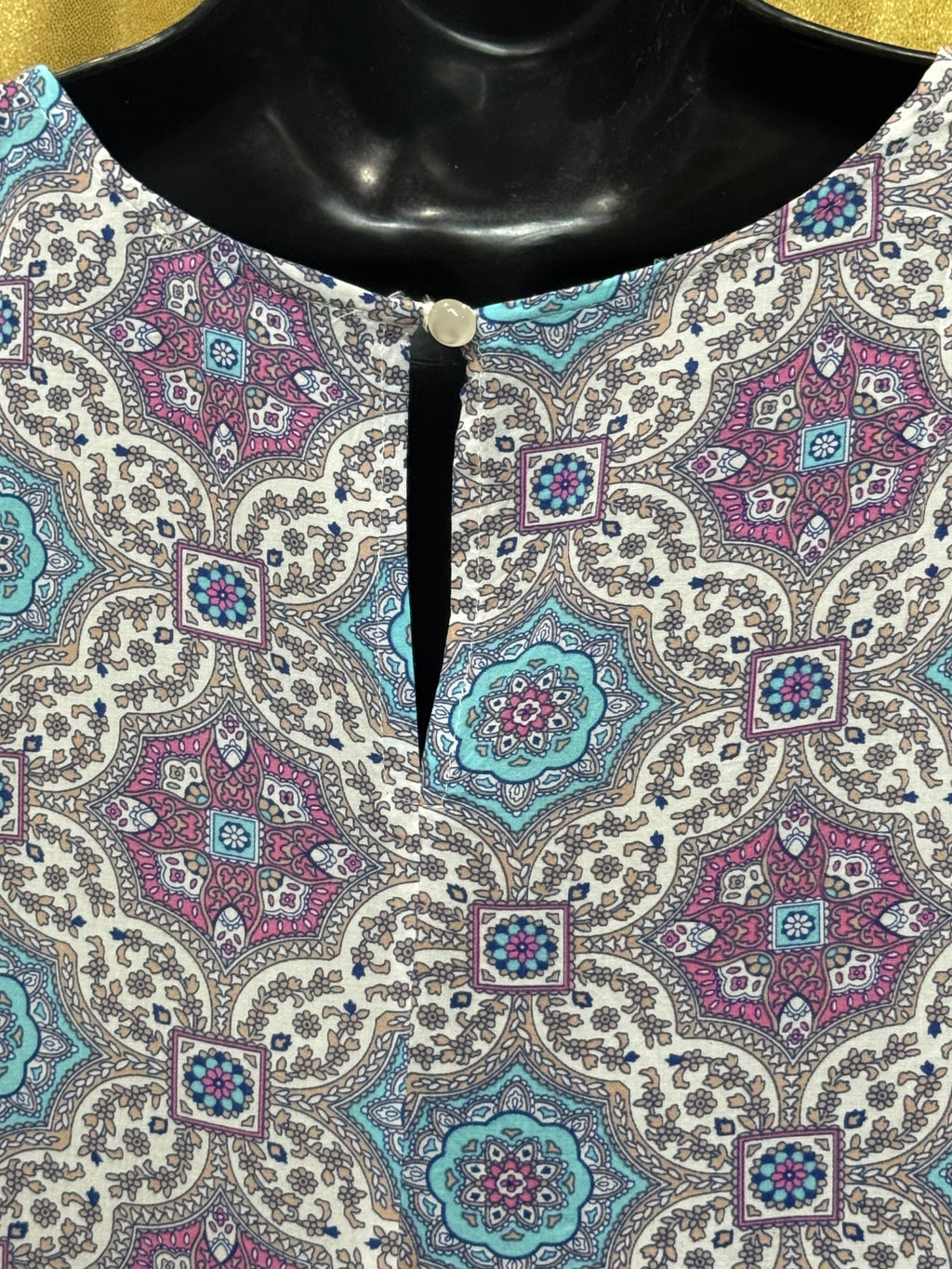 Artisan NY Medallion Print Rayon Blouse - Size L ✨