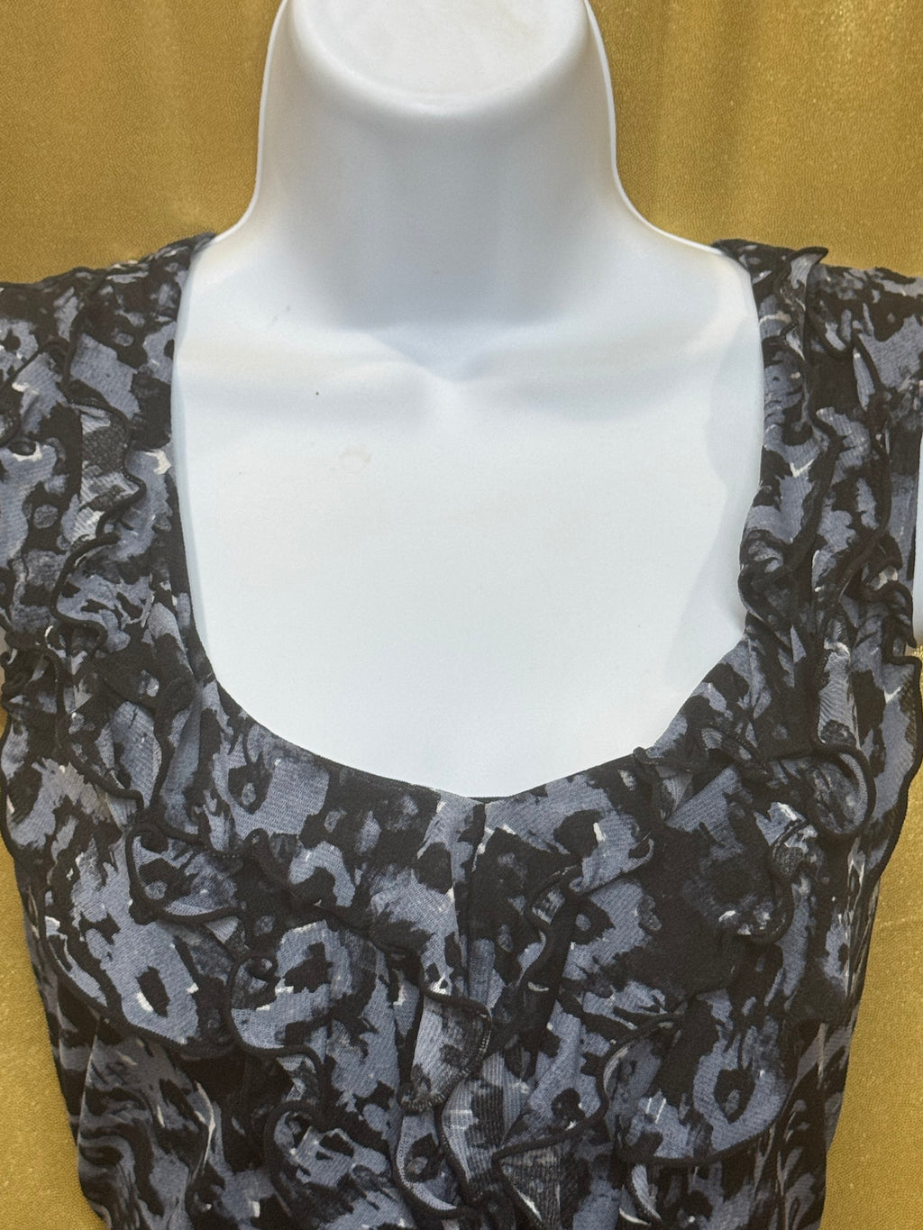 Halogen Blue Gray Leopard Print Ruffle Tank Top L Large Petite LP Nylon