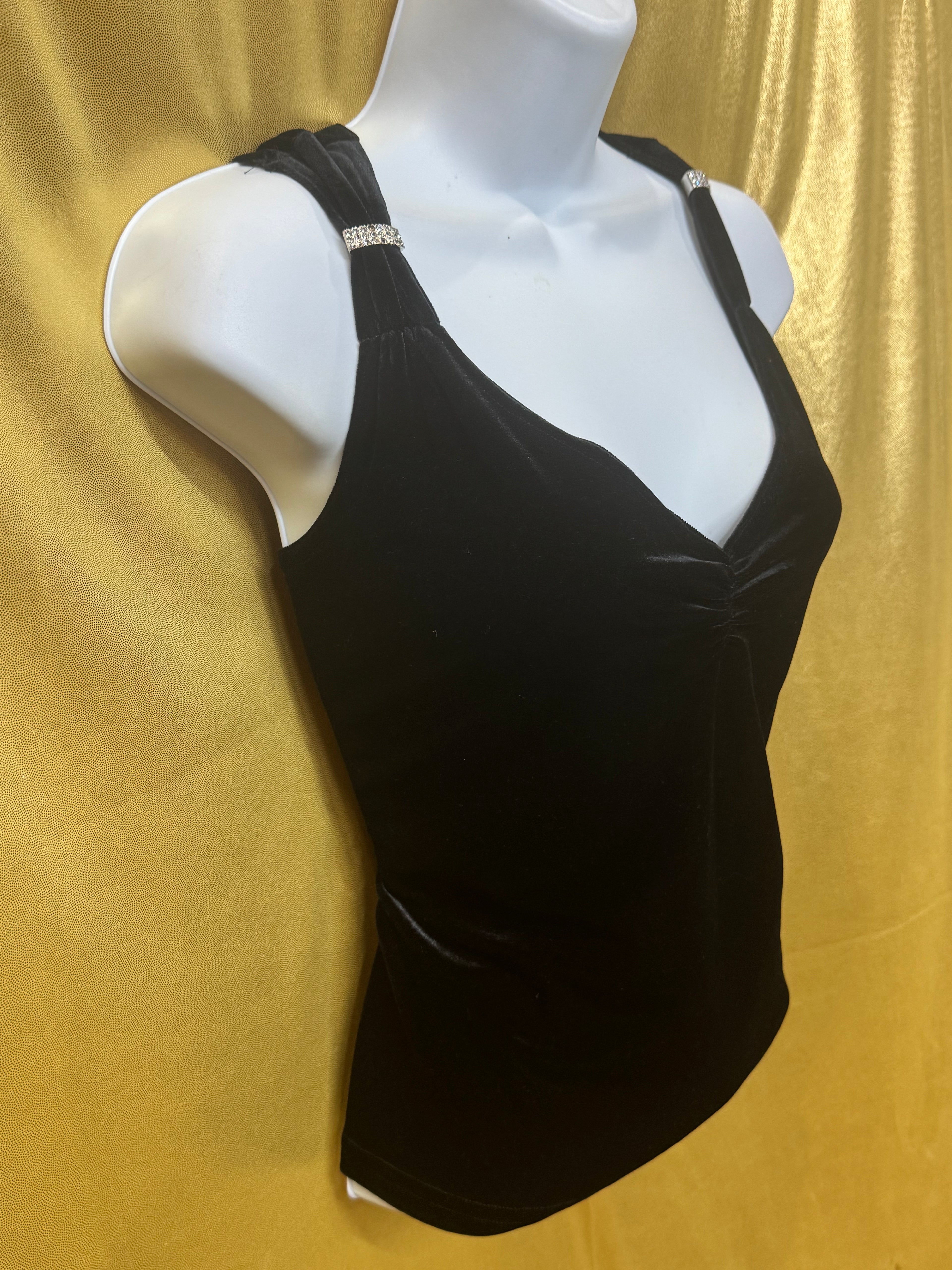 CDW Creative Design Works Black Velvet Ruched V-Neck Top - Size Large ✨