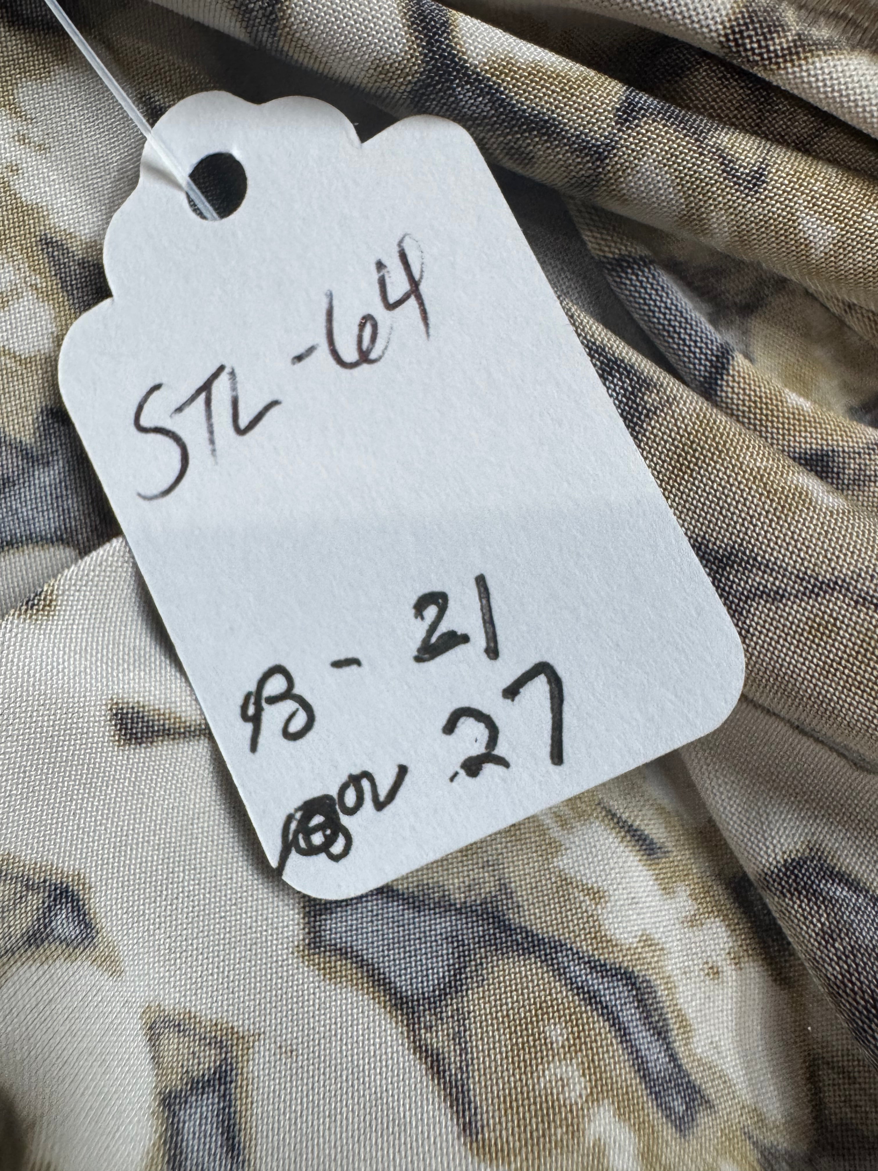 Jennie & Marlis Cowl Neck Blouse Size L Gold Green Abstract Pattern Stretch